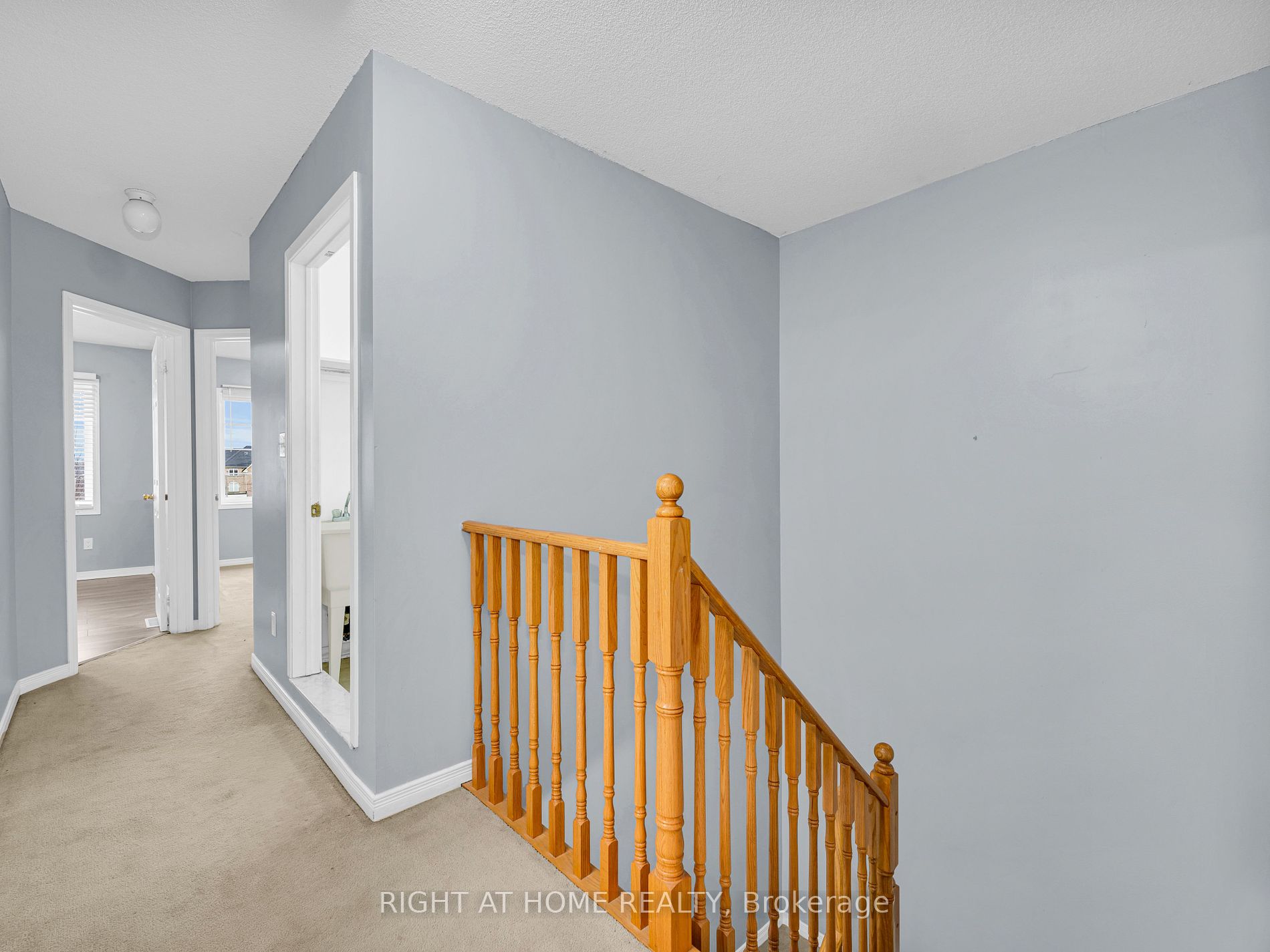 162 Bayly Street W