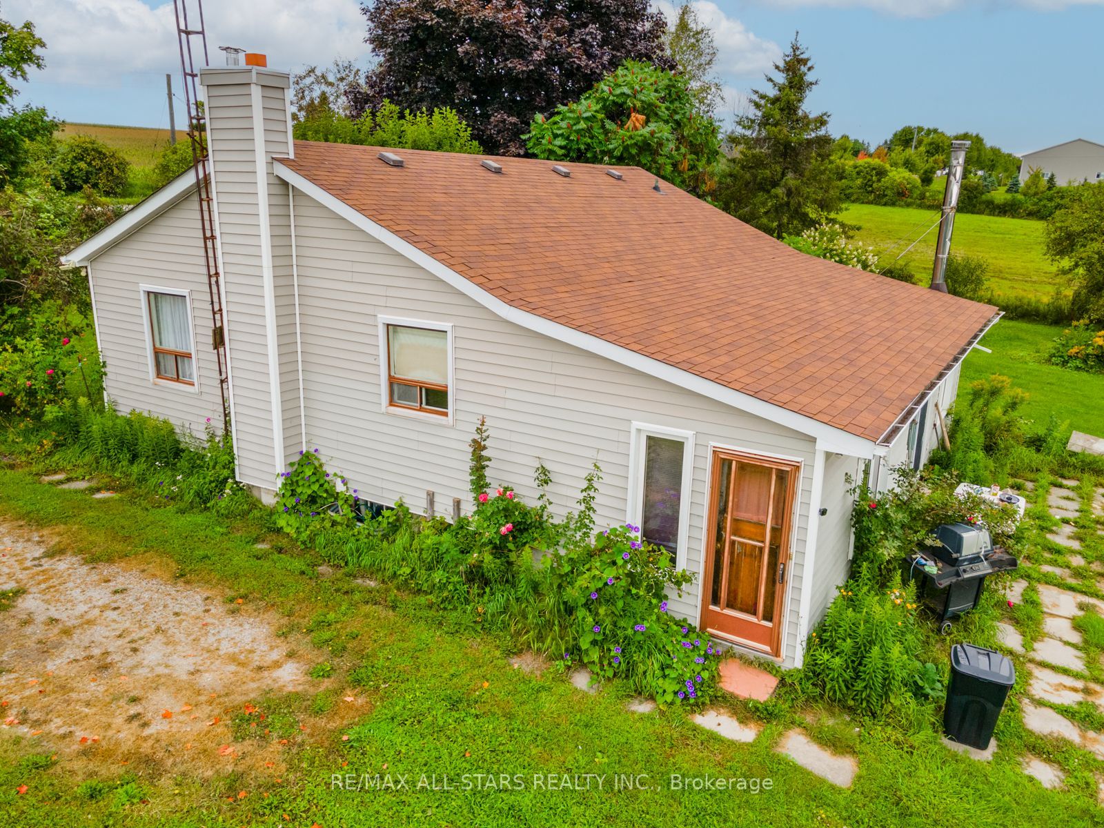 12251 Old Simcoe Rd