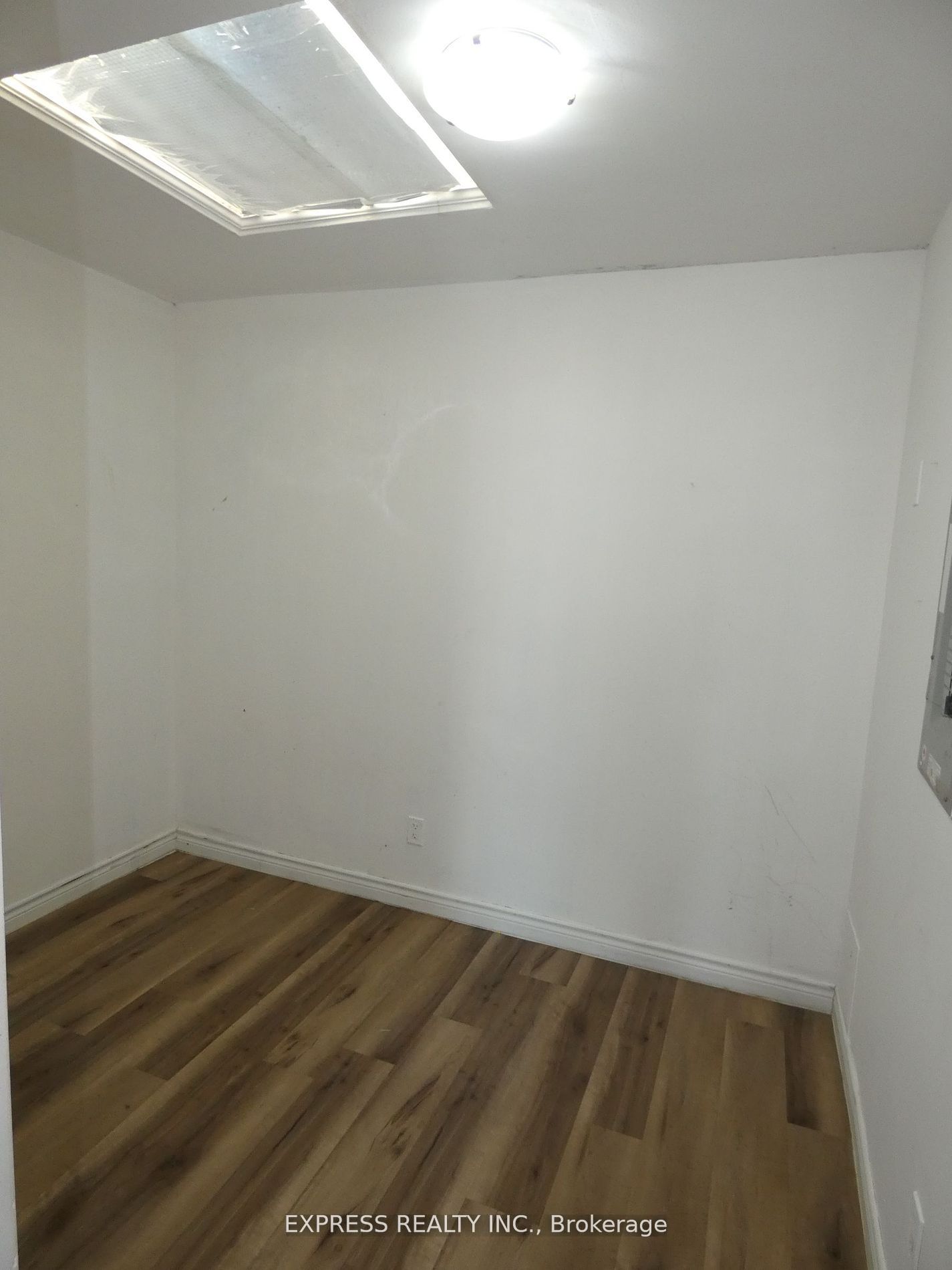 2621 Eglinton Avenue E, #A