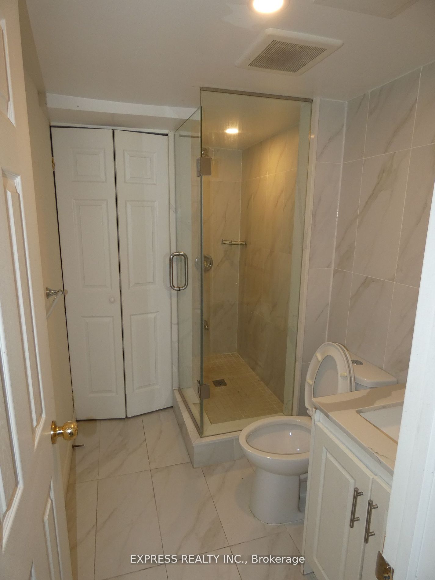 2621 Eglinton Avenue E, #A
