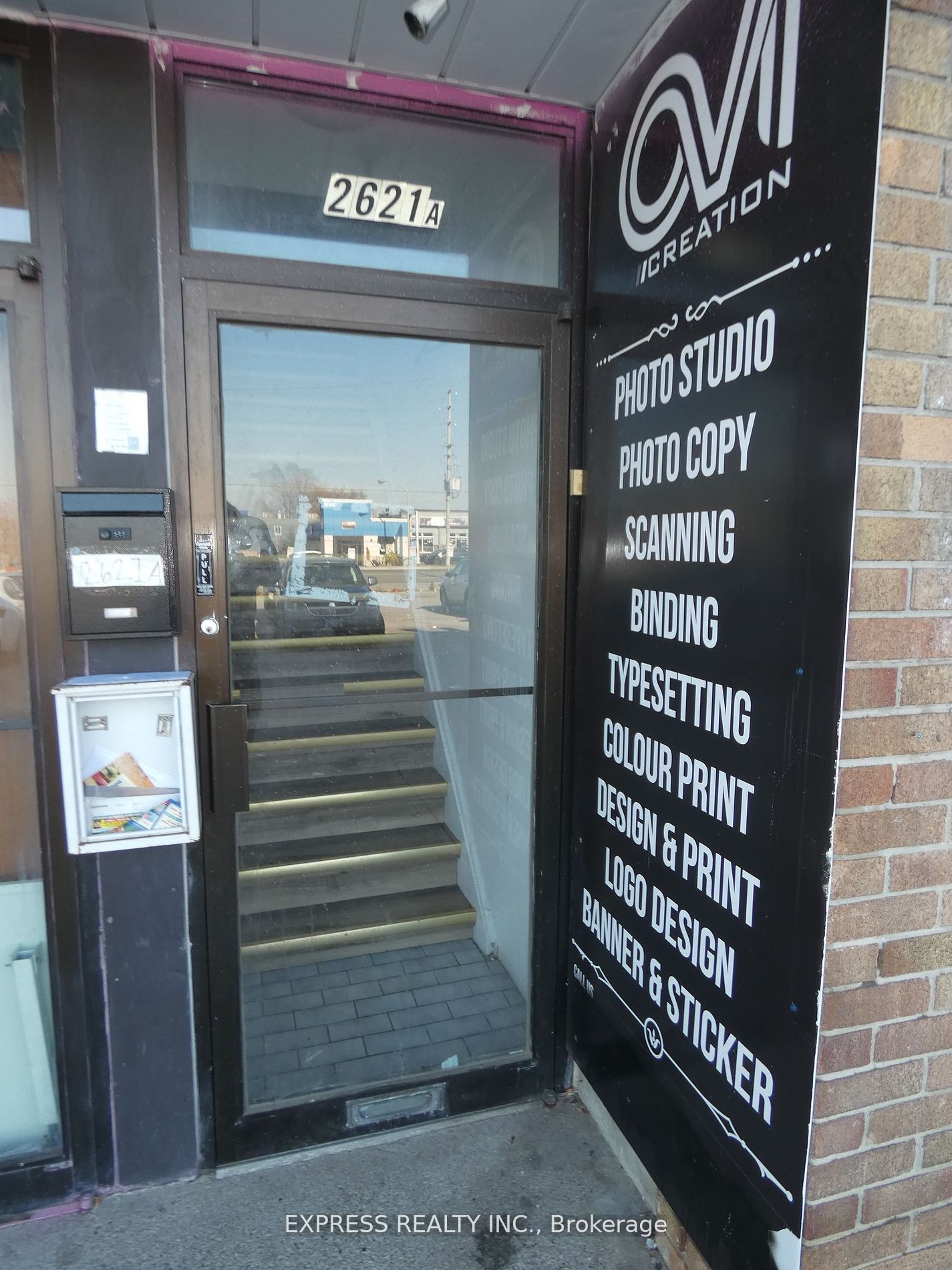 2621 Eglinton Avenue E, #A