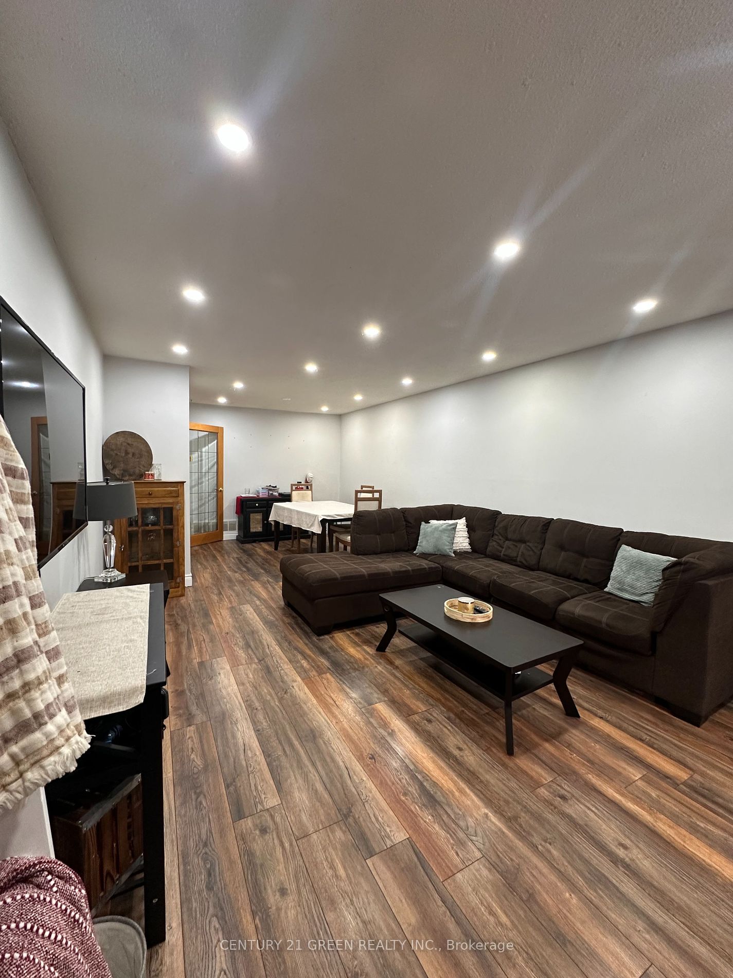 53 Goldring Drive