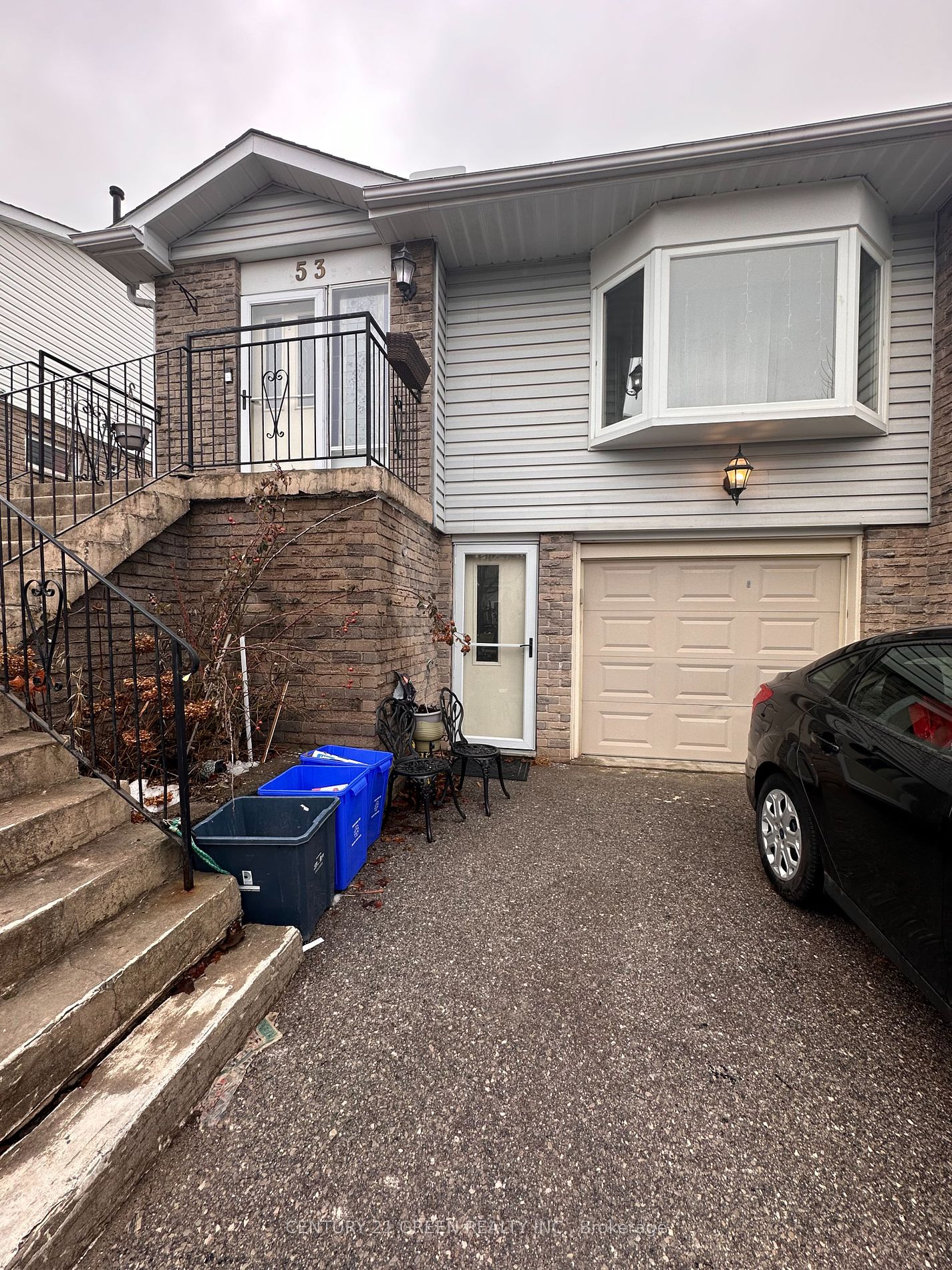53 Goldring Drive