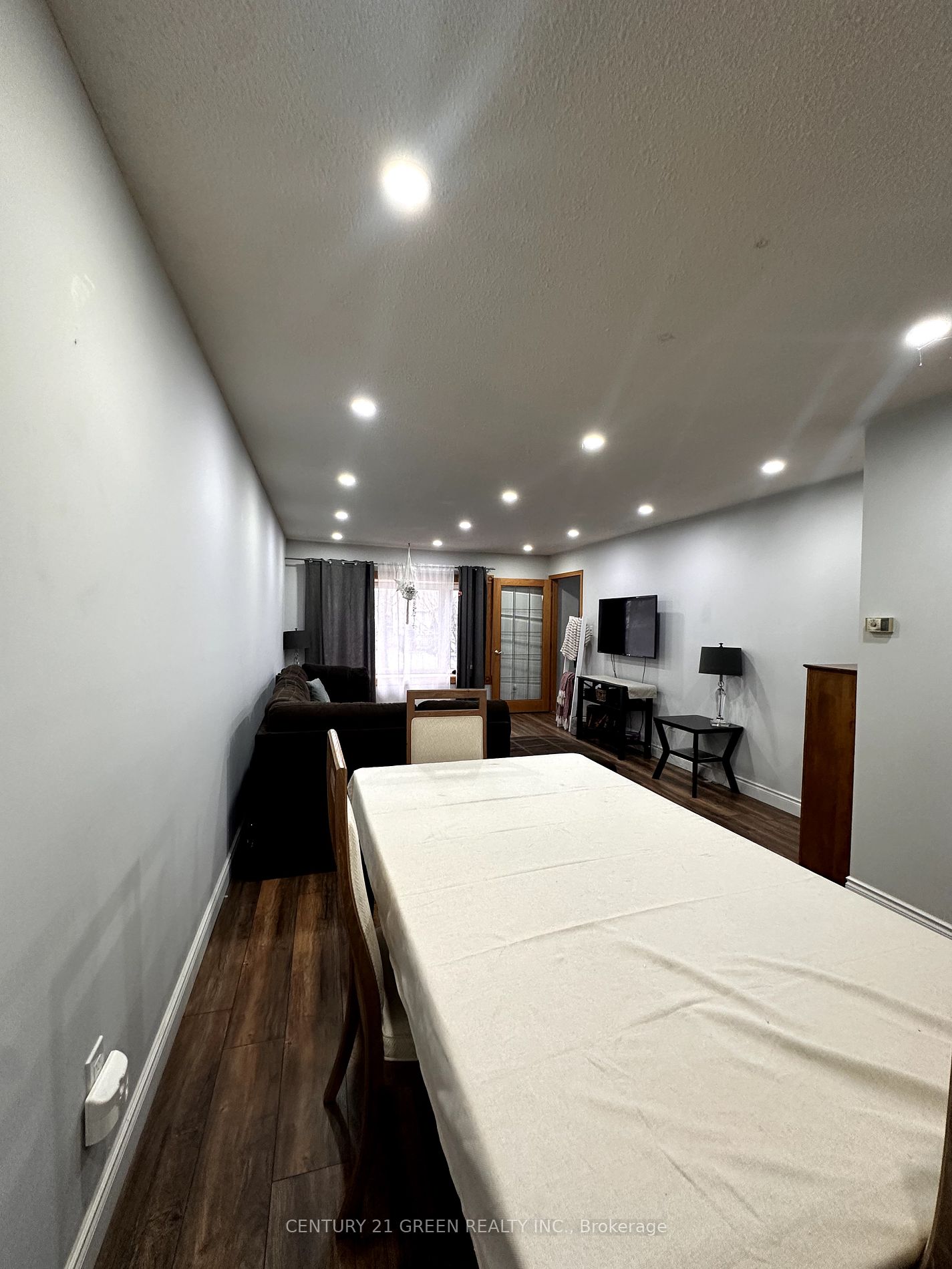 53 Goldring Drive