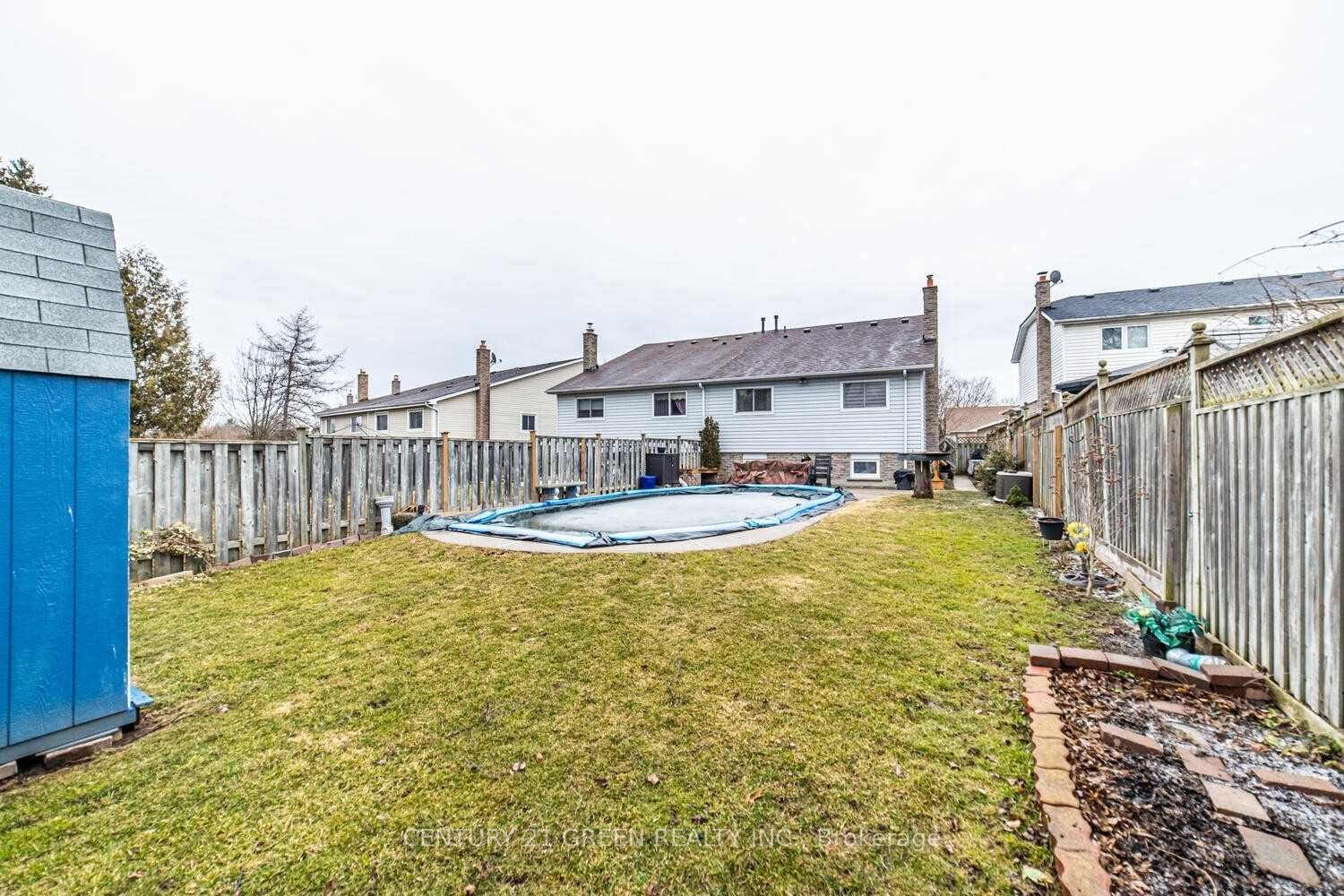 53 Goldring Drive