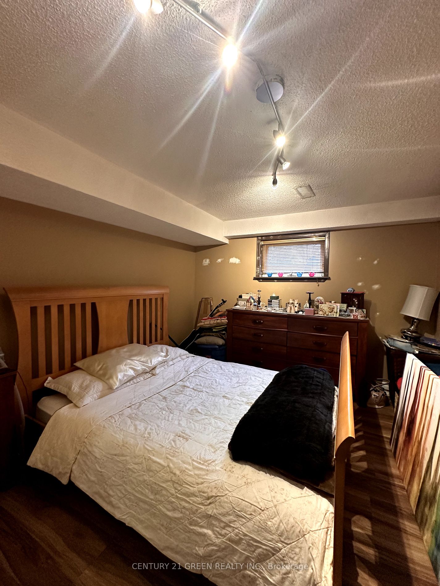 53 Goldring Drive