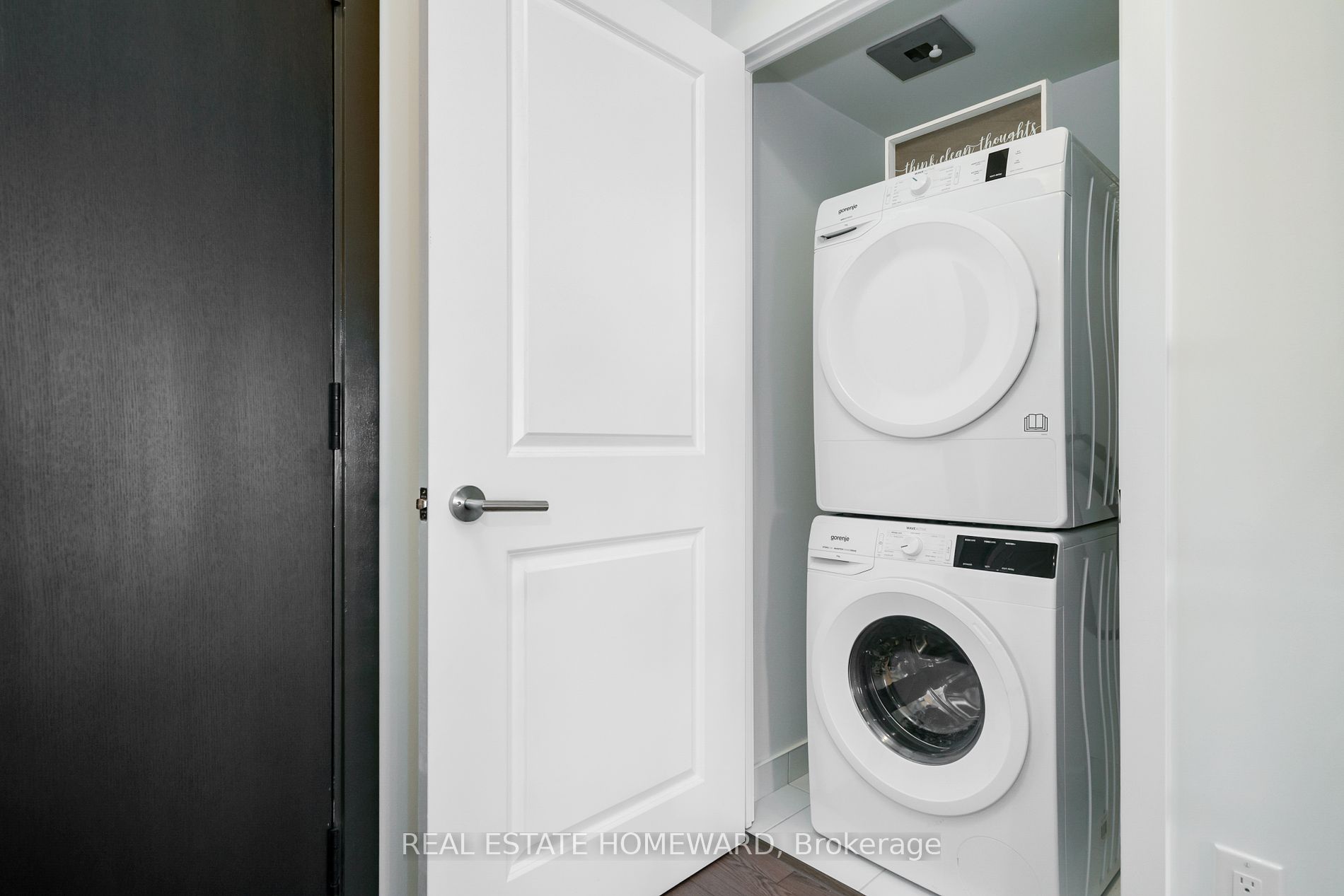 2799 Kingston Rd, #321