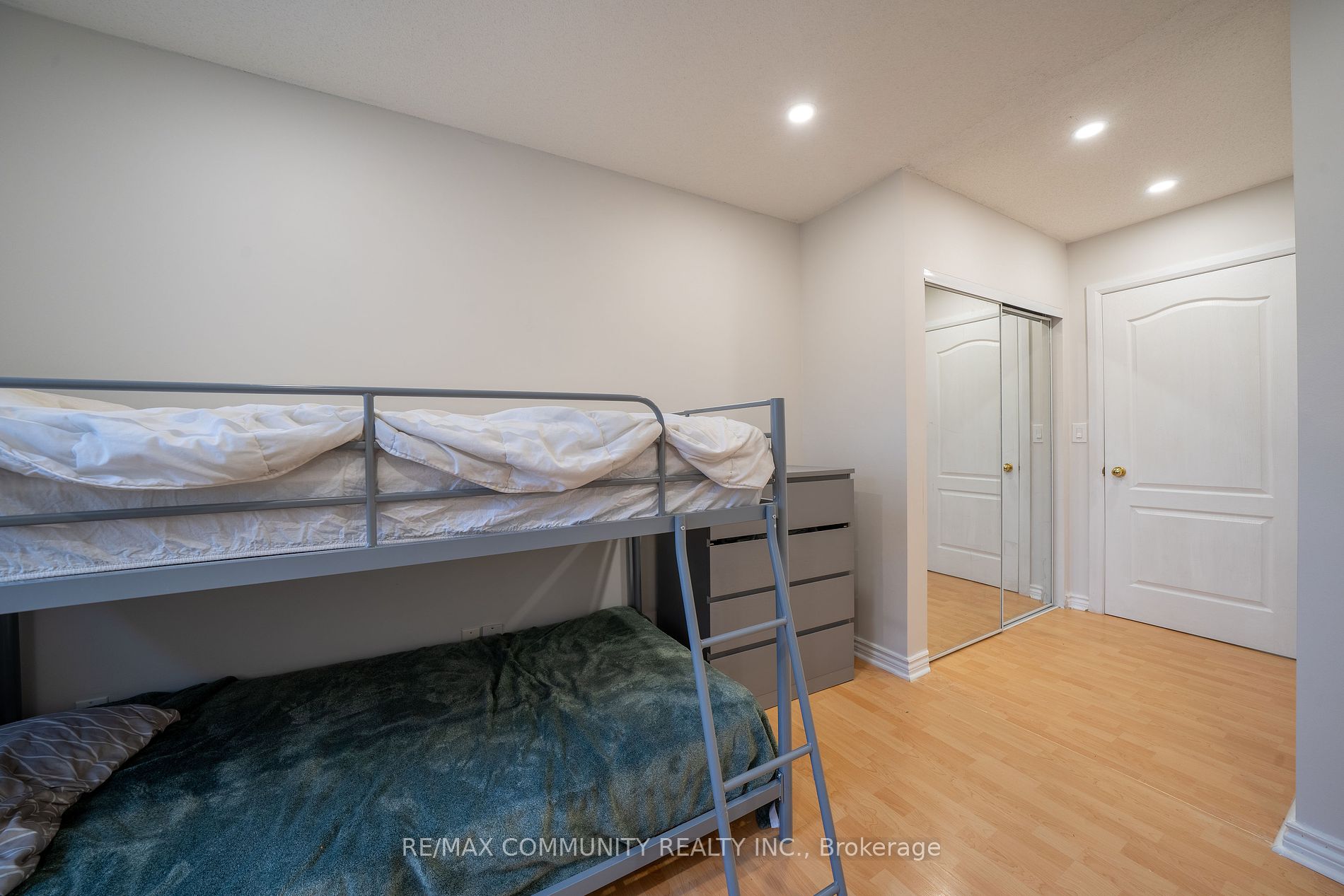 1881 Mcnicoll Avenue, #515