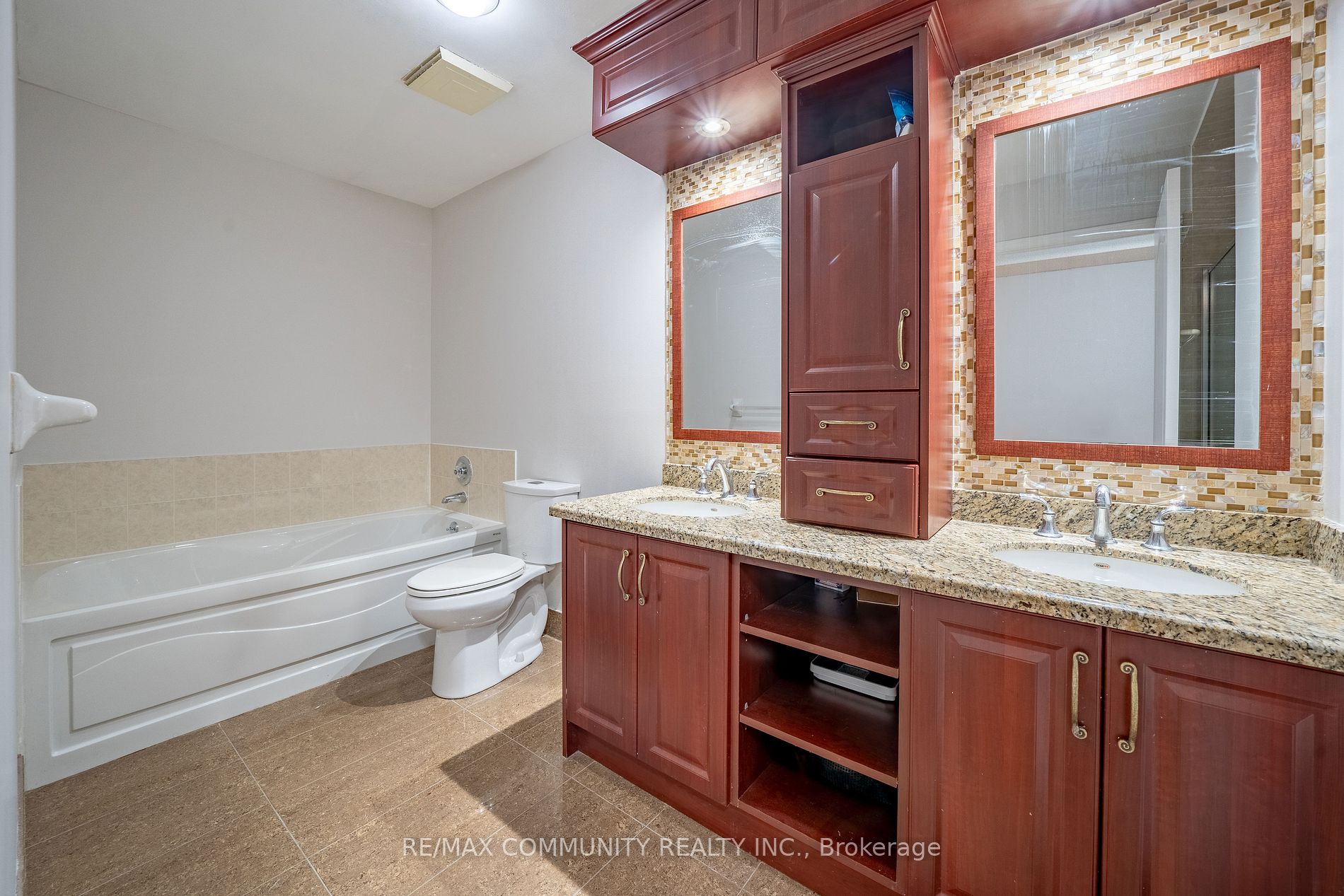 1881 Mcnicoll Avenue, #515