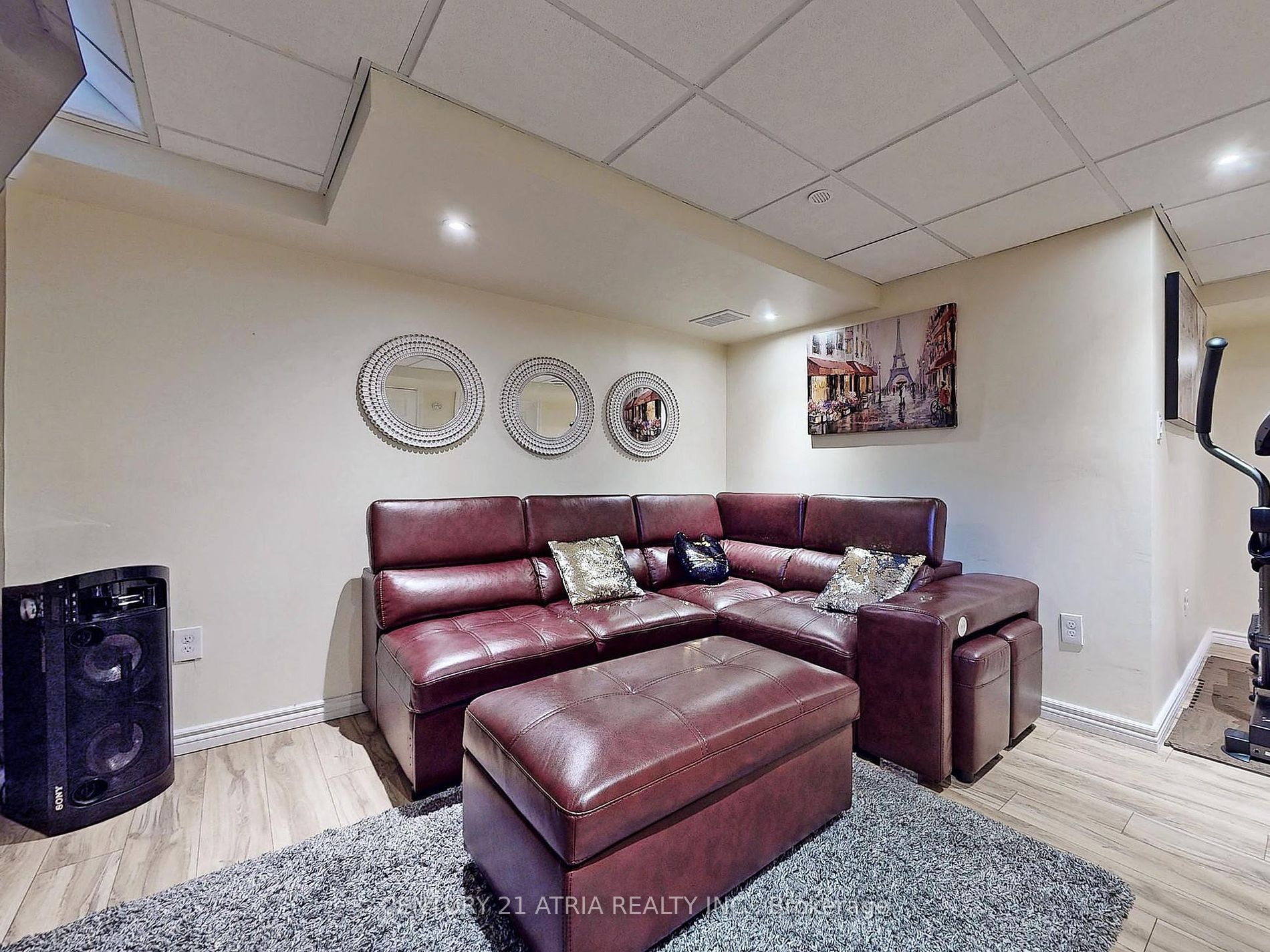 1165 Edward Bolton Cres