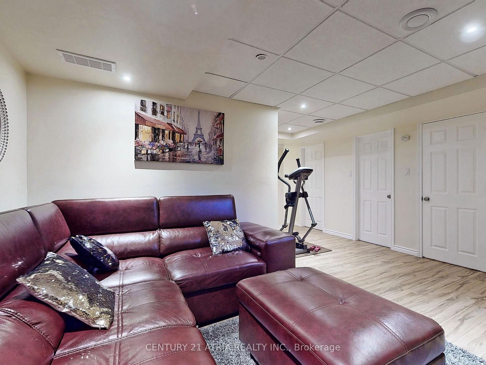 1165 Edward Bolton Cres