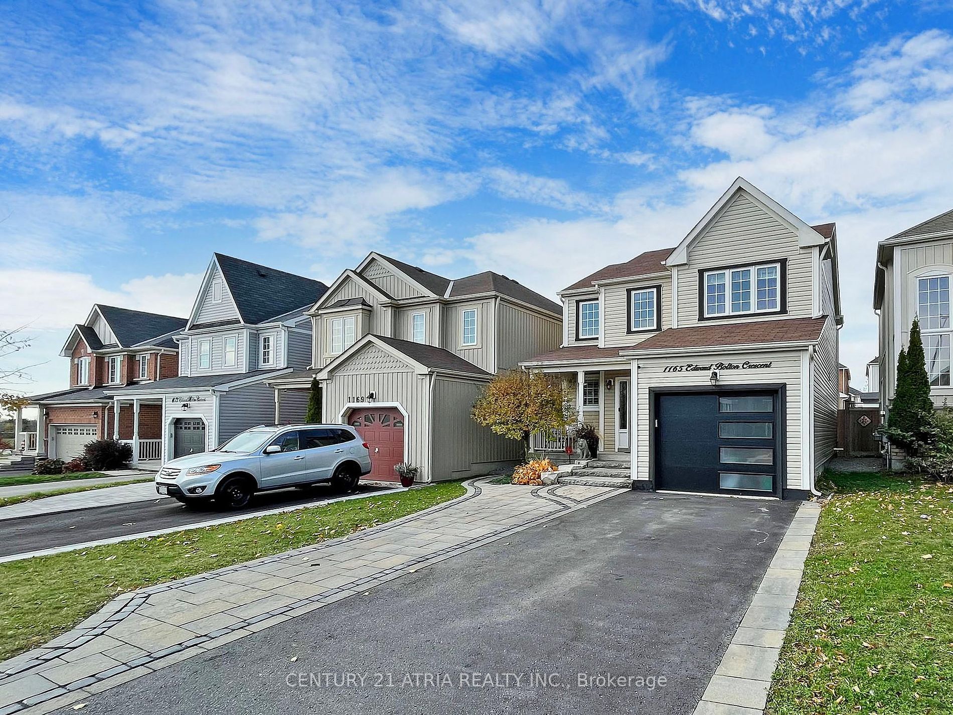 1165 Edward Bolton Cres