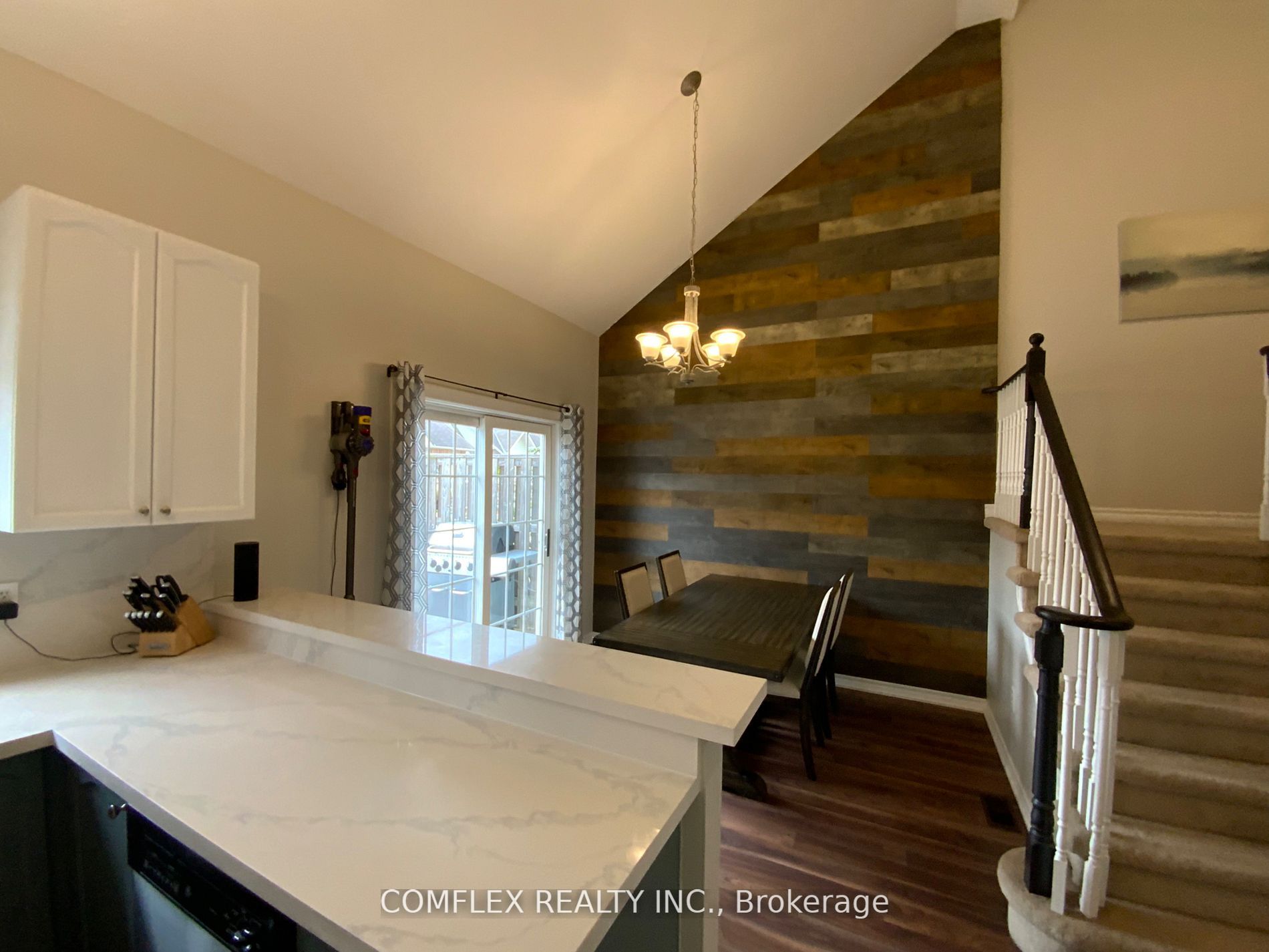 73 Wicker Park Way