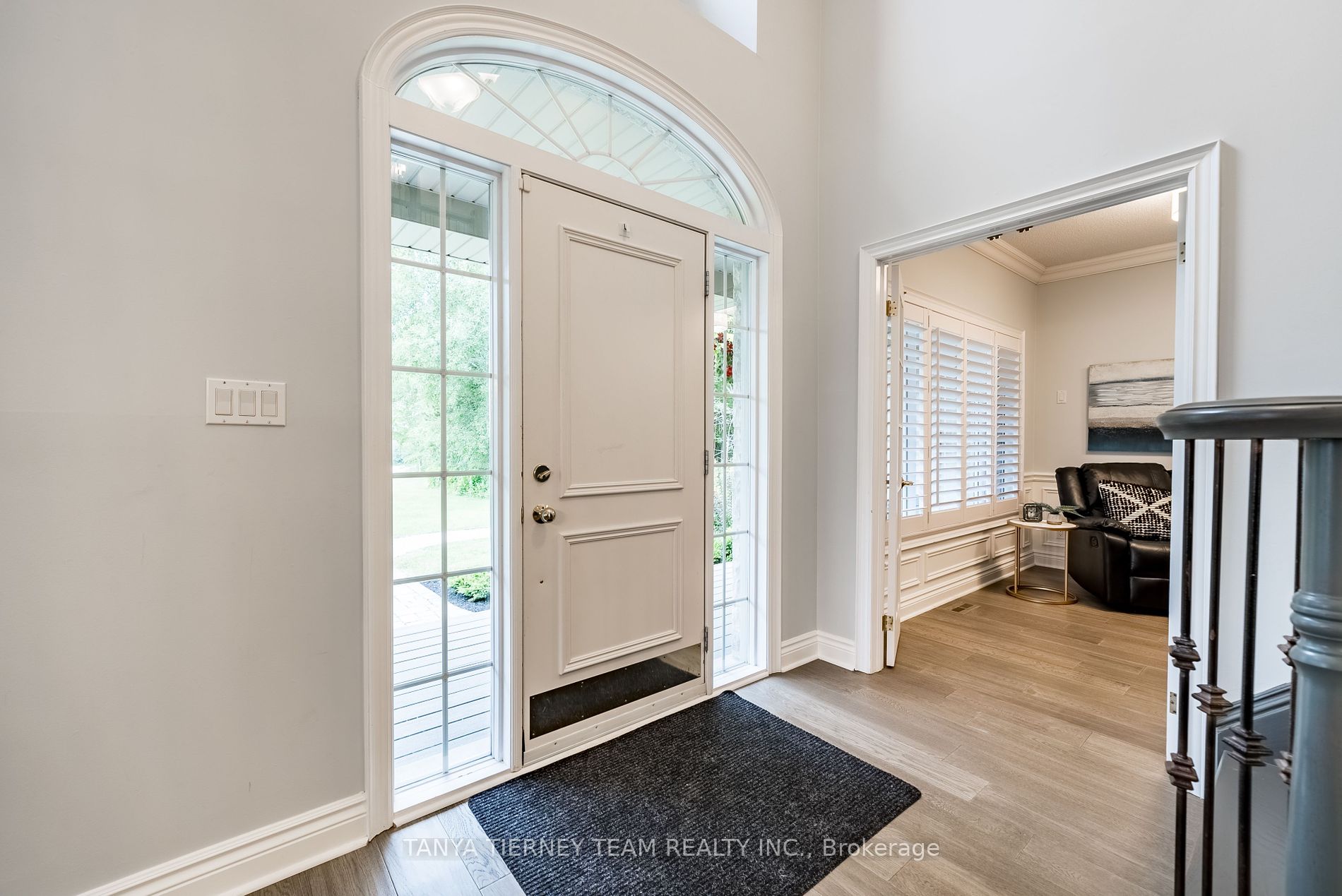 4 Woodbridge Circle