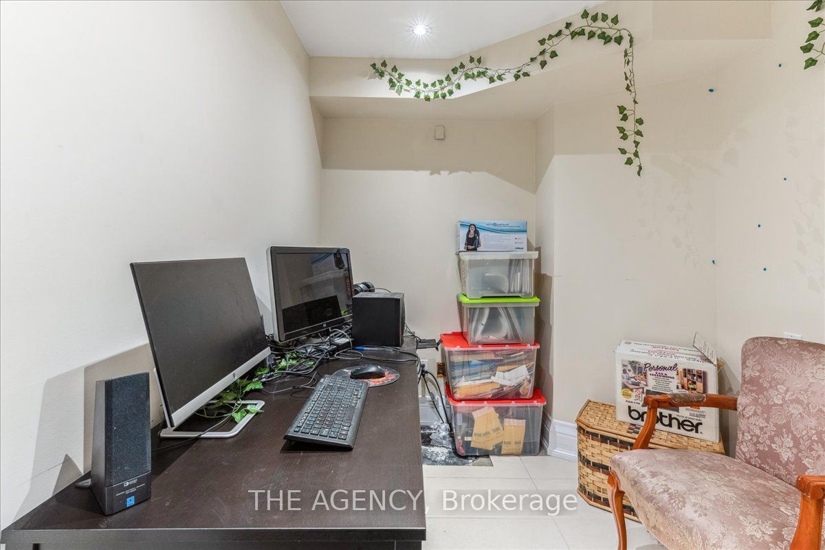11 Northbrook Road