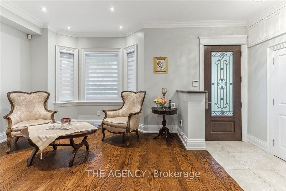 11 Northbrook Road