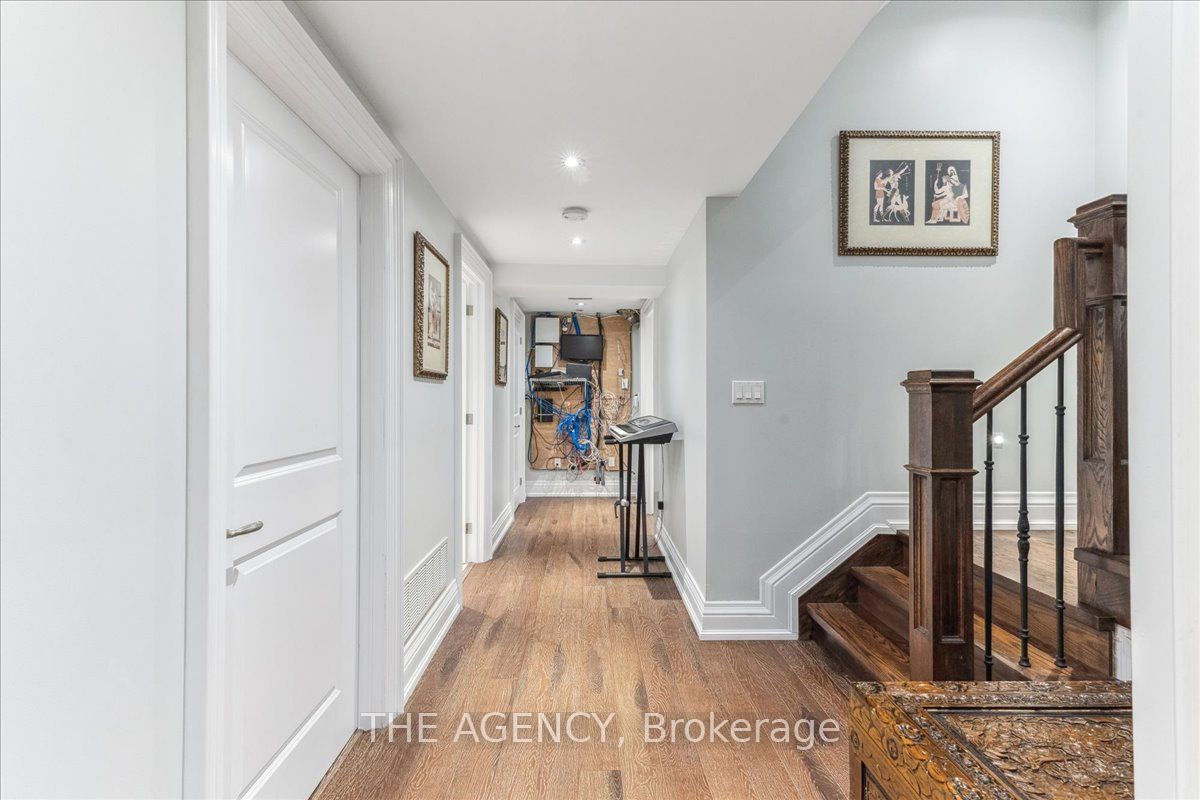 11 Northbrook Road