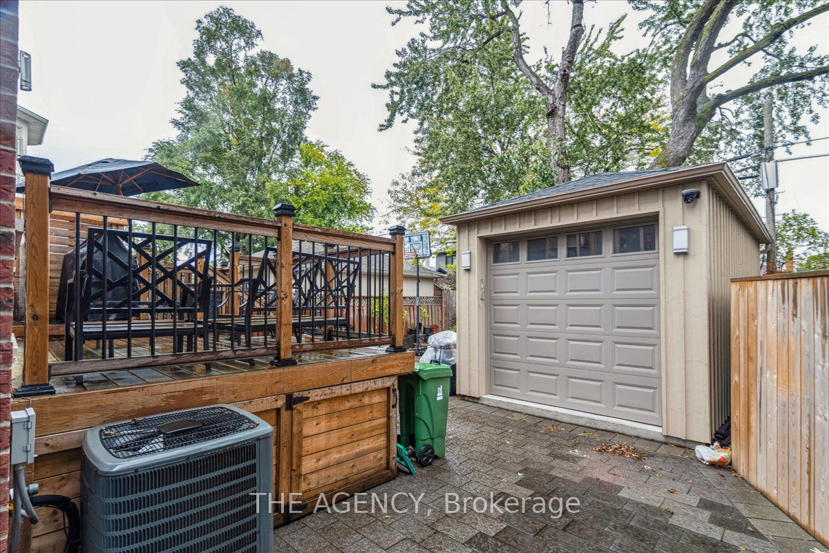 11 Northbrook Road