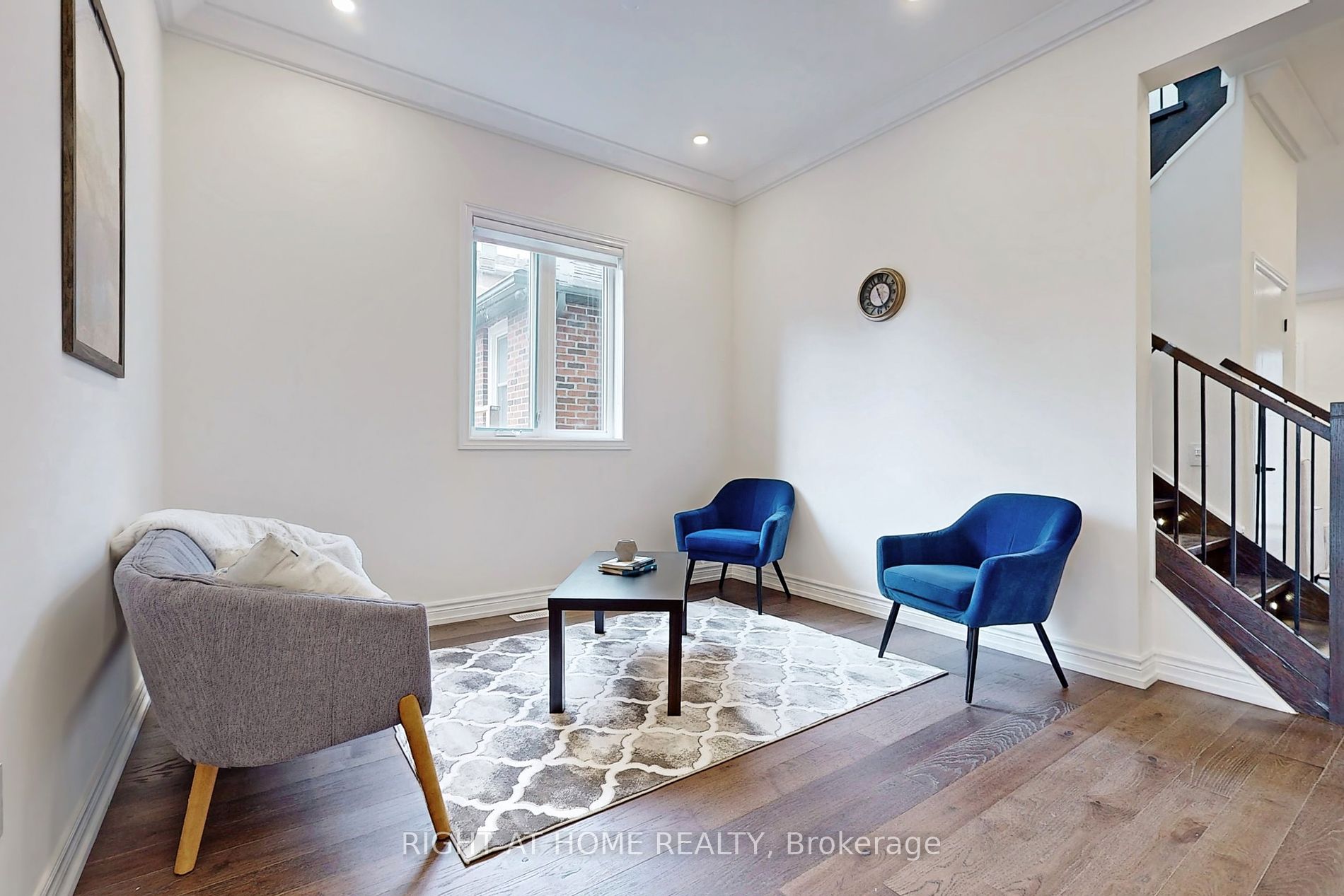 147 Mcintosh St