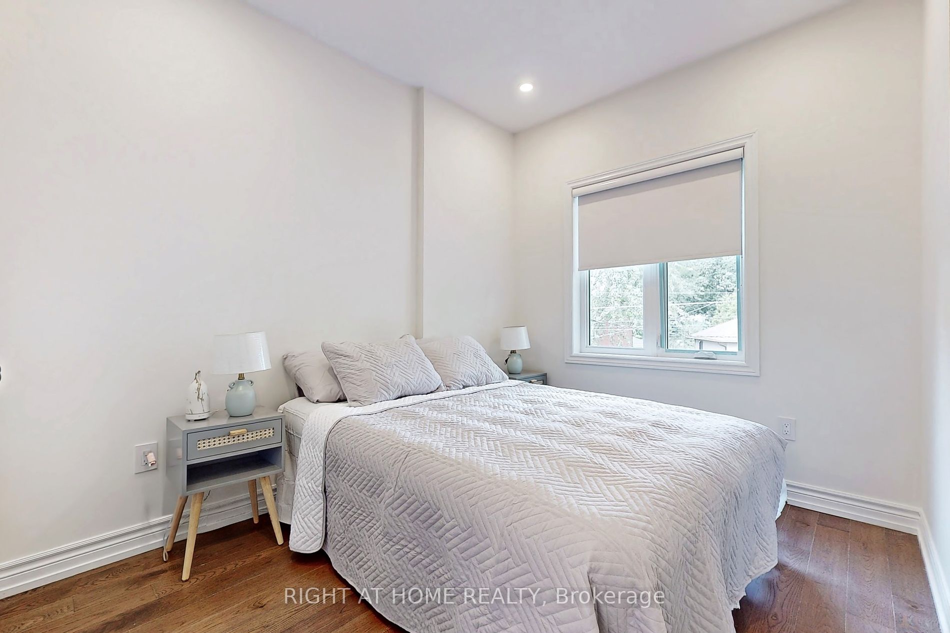 147 Mcintosh St