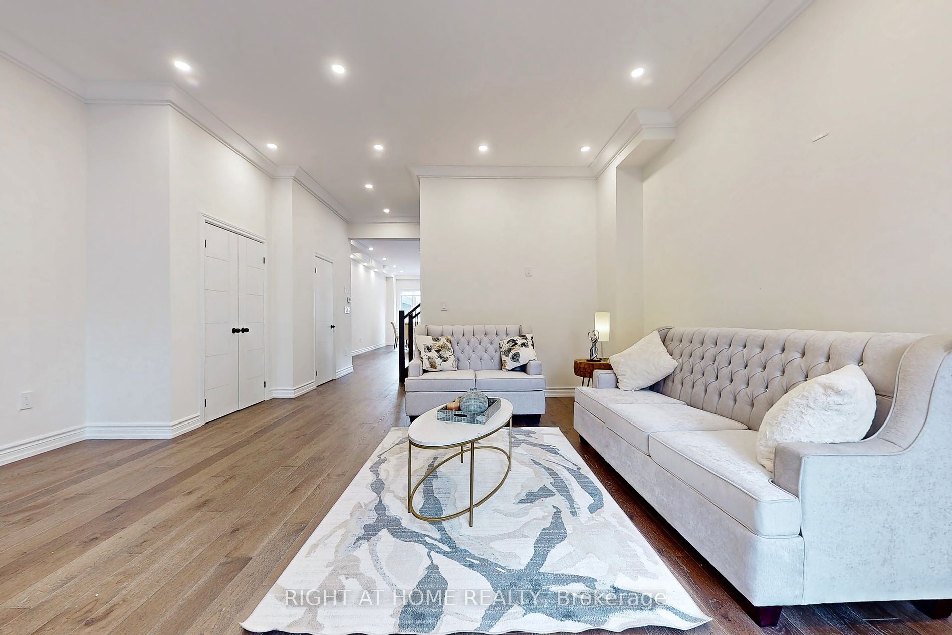 147 Mcintosh St