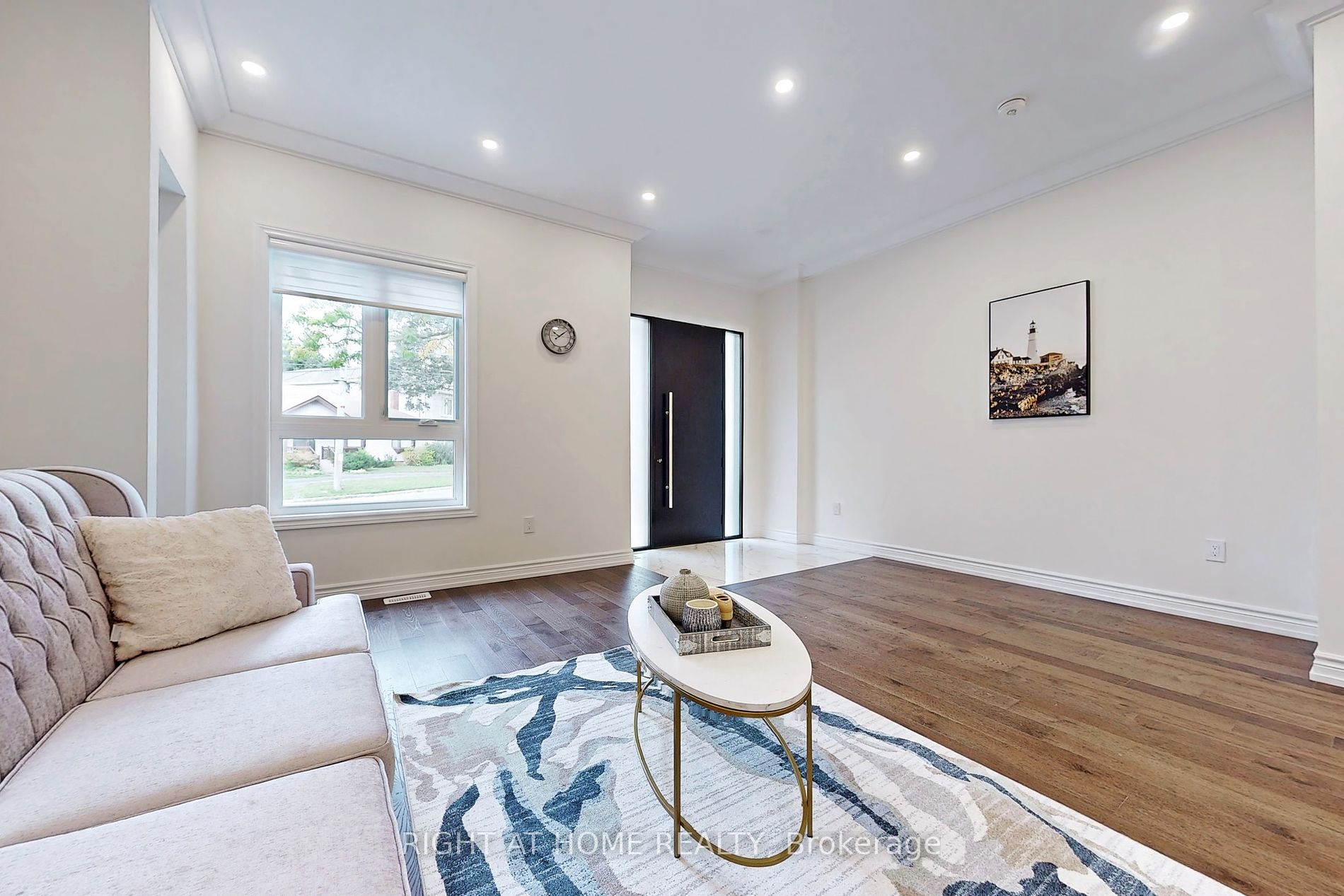 147 Mcintosh St