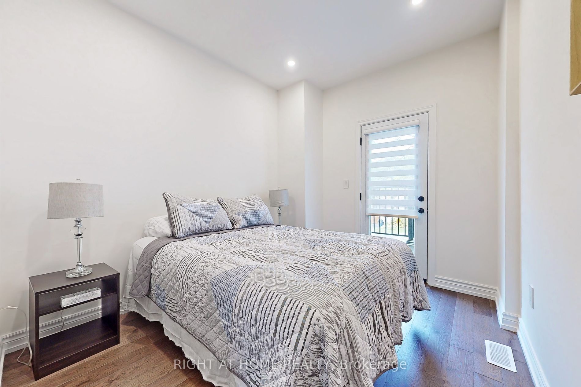 147 Mcintosh St