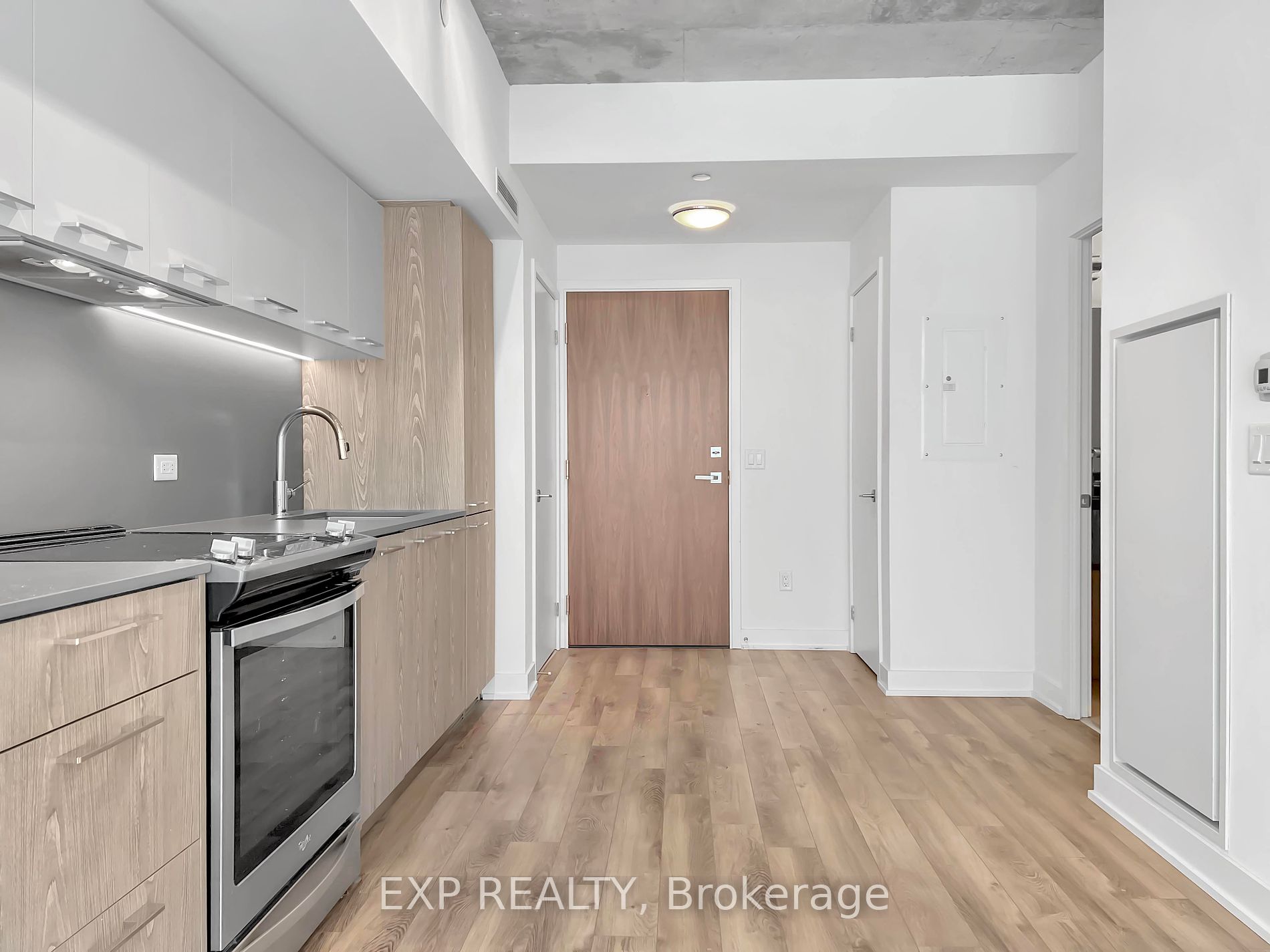 30 Baseball Pl, #318