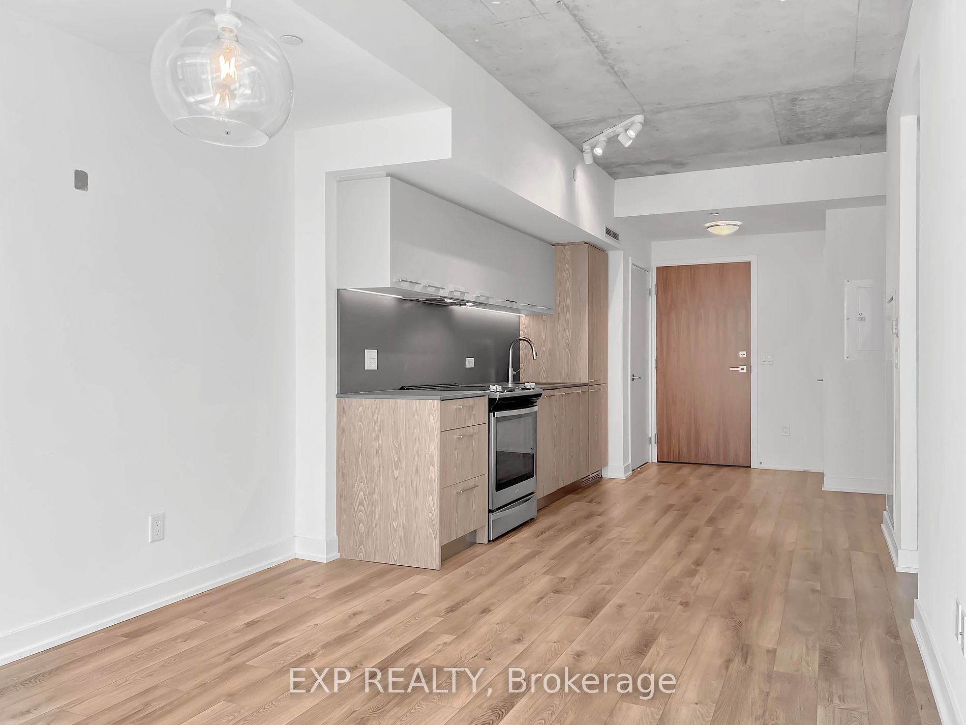 30 Baseball Pl, #318