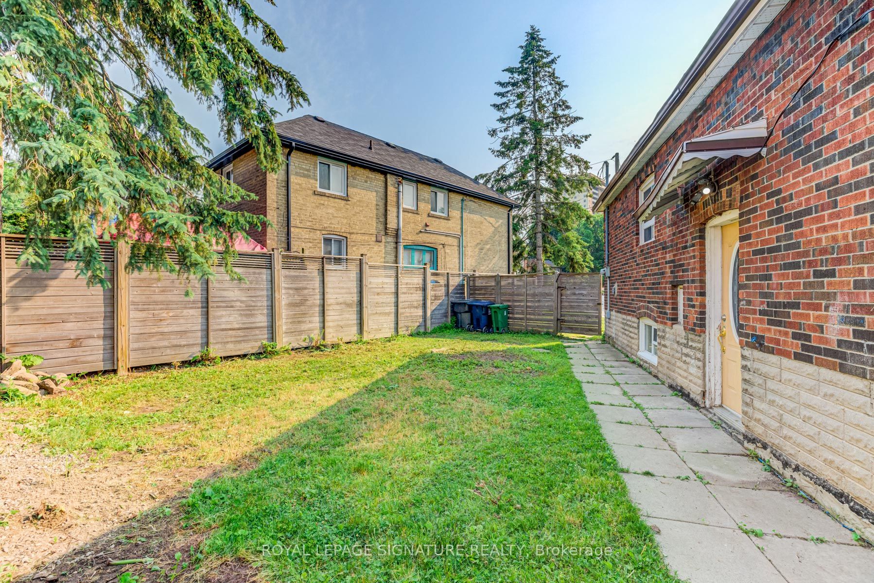 2 Bryant Ave, #Upper