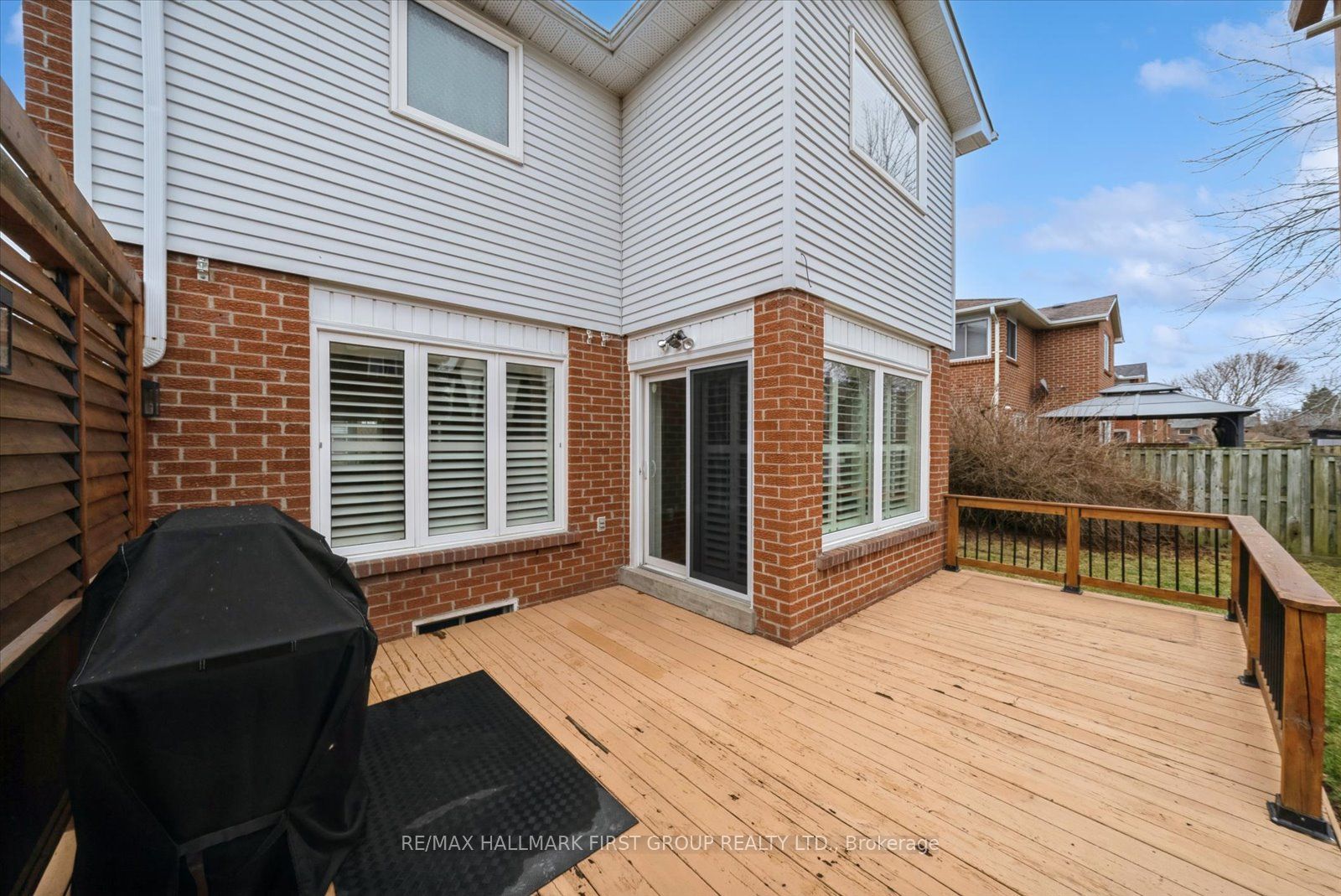 19 Farrow Cres