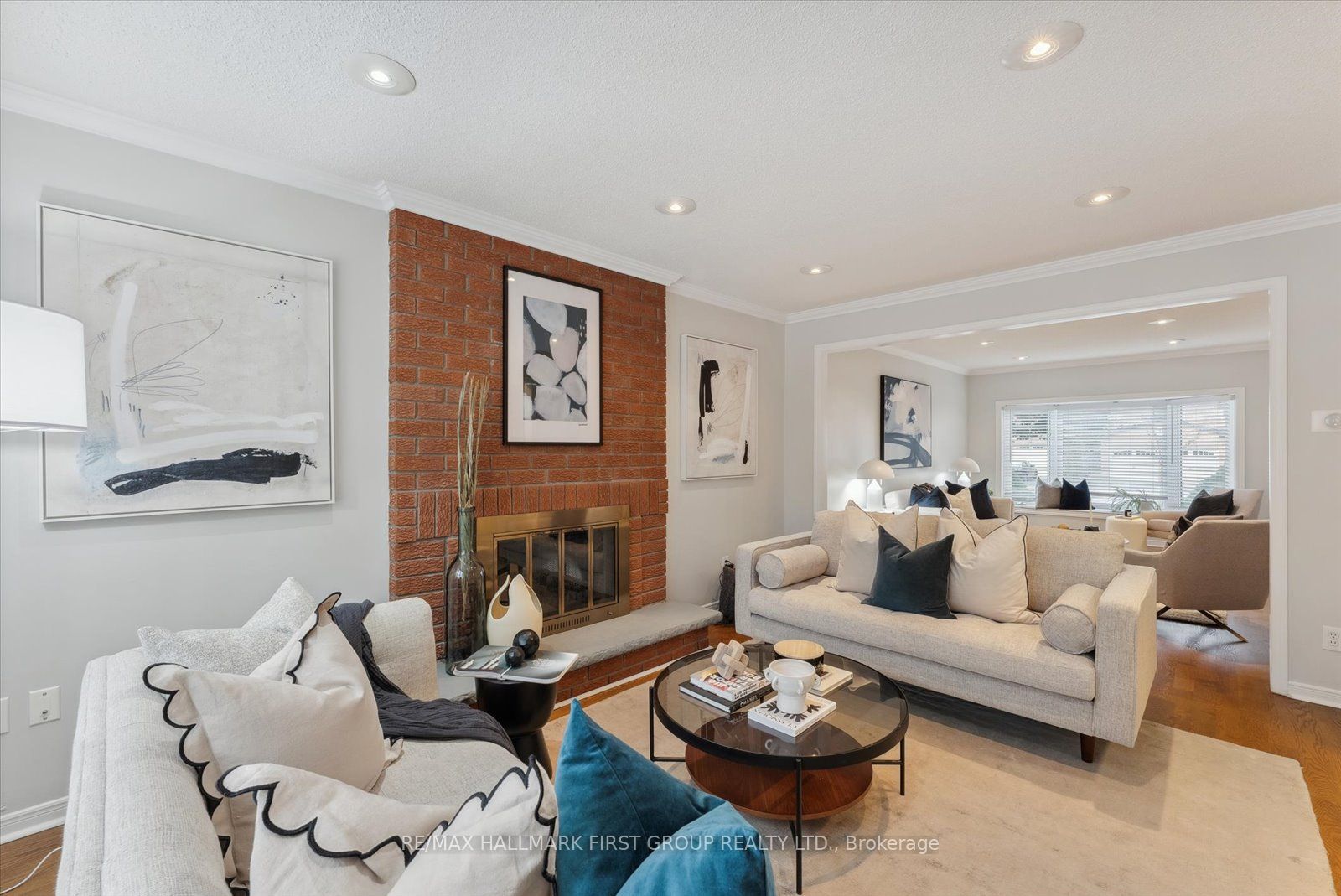 19 Farrow Cres
