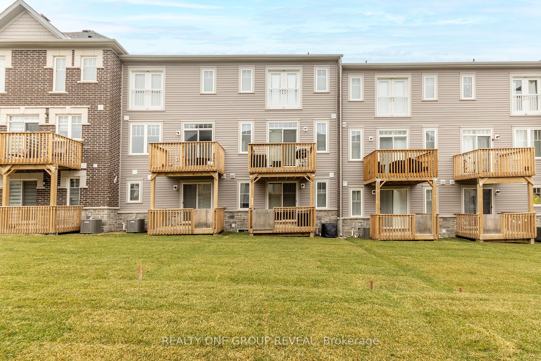 14 Higbee Lane