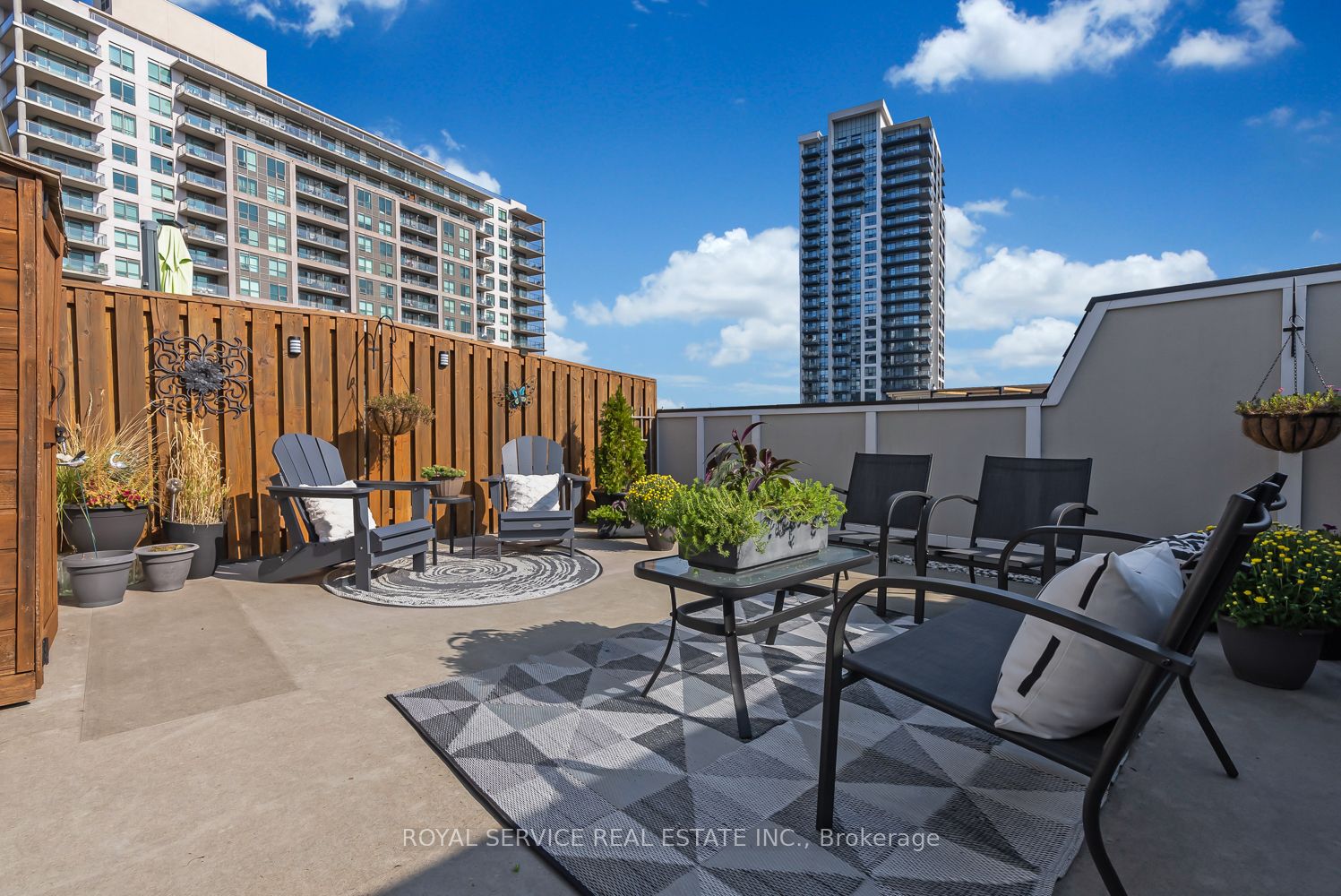 1250 St.Martins Dr, #102