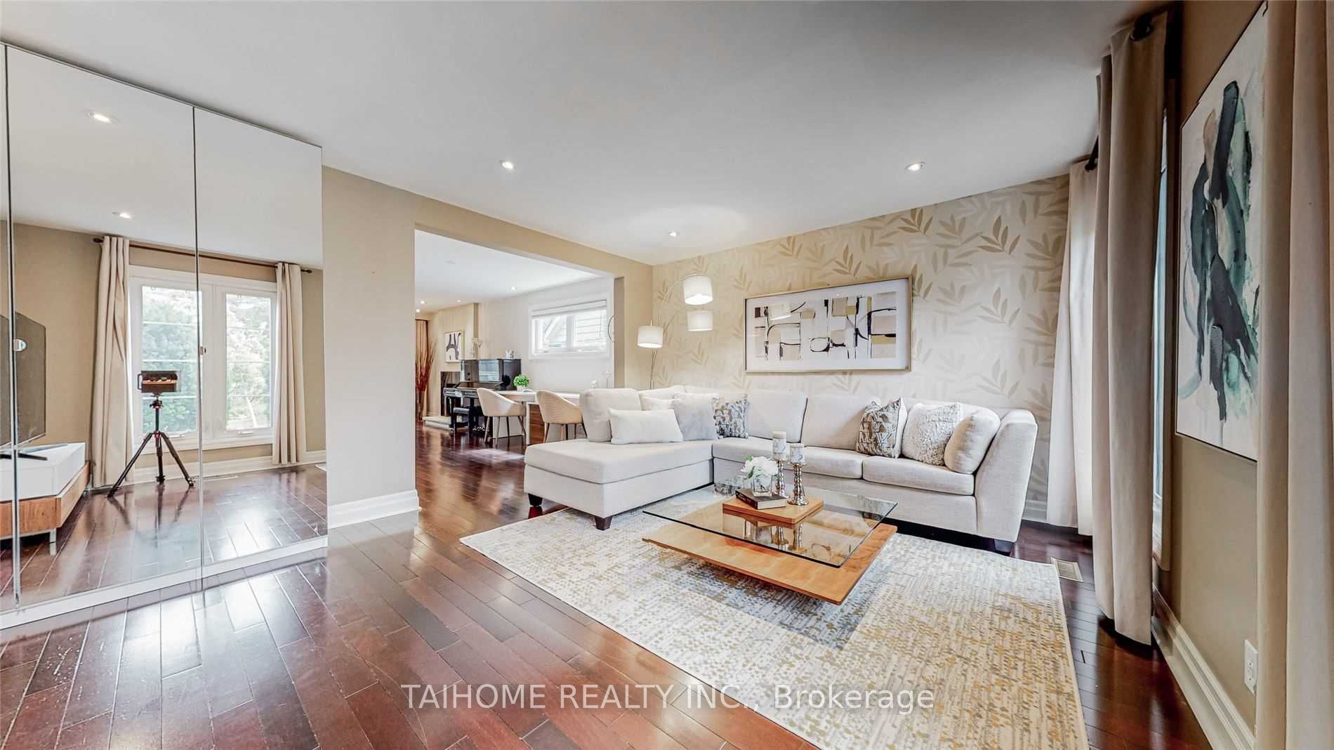 31 Stubbswood Sq