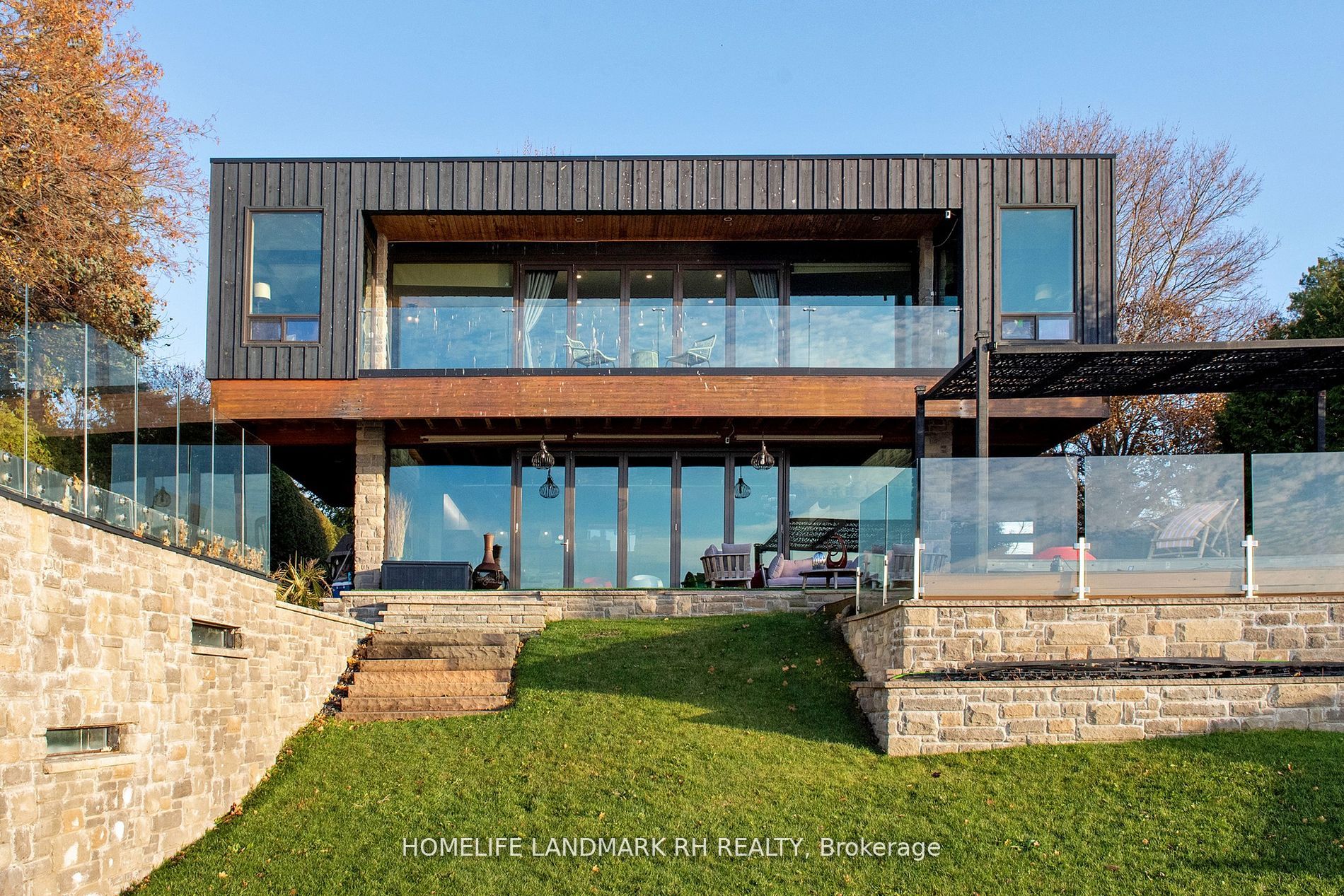 424 Fralicks Beach Rd
