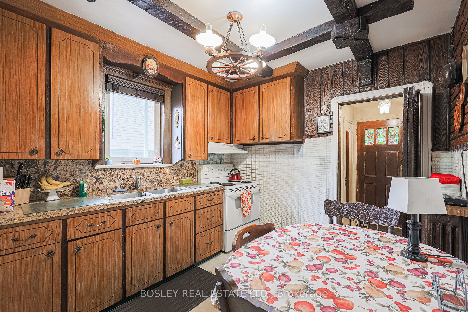 11 Elswick Rd
