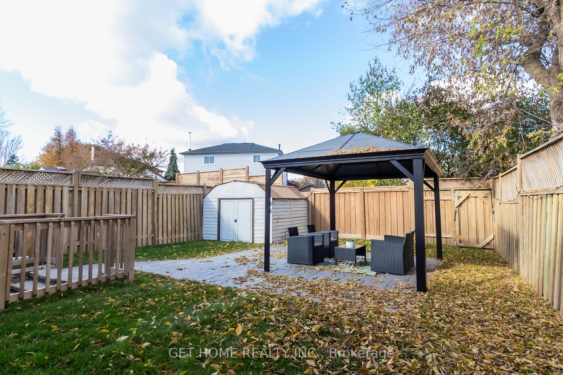 69 Broadlands Crescent