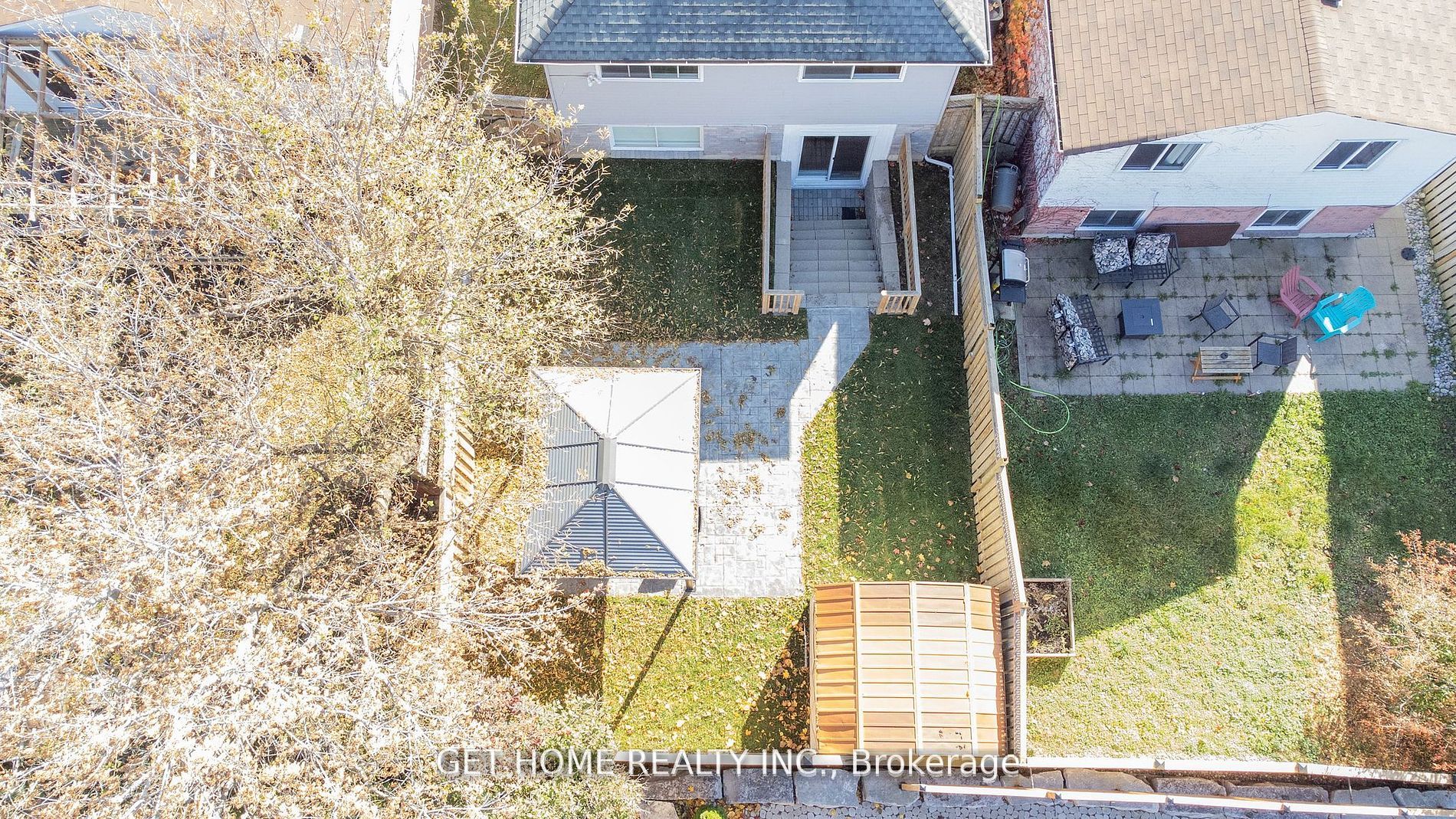 69 Broadlands Crescent