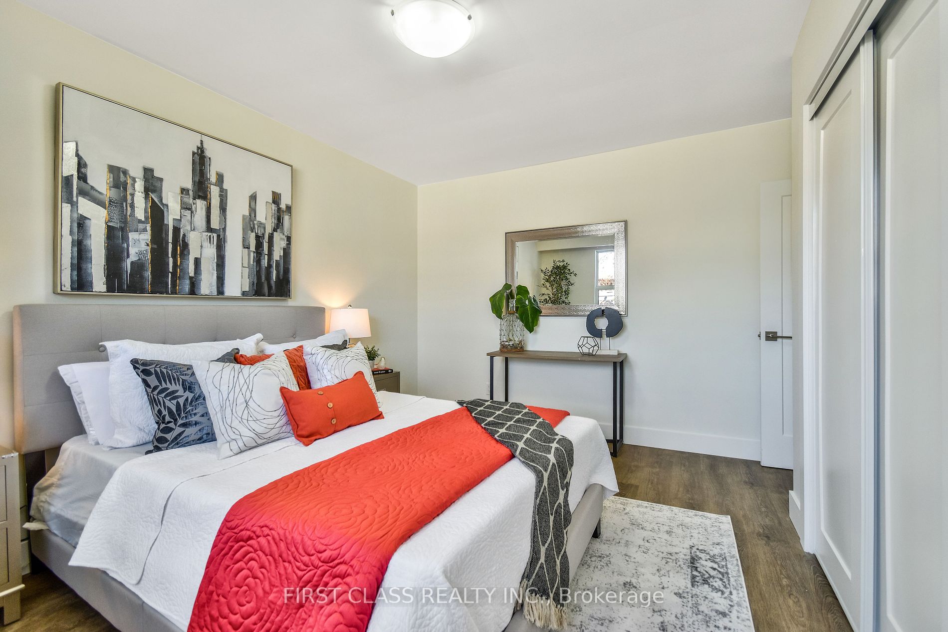 24 Fintona Ave