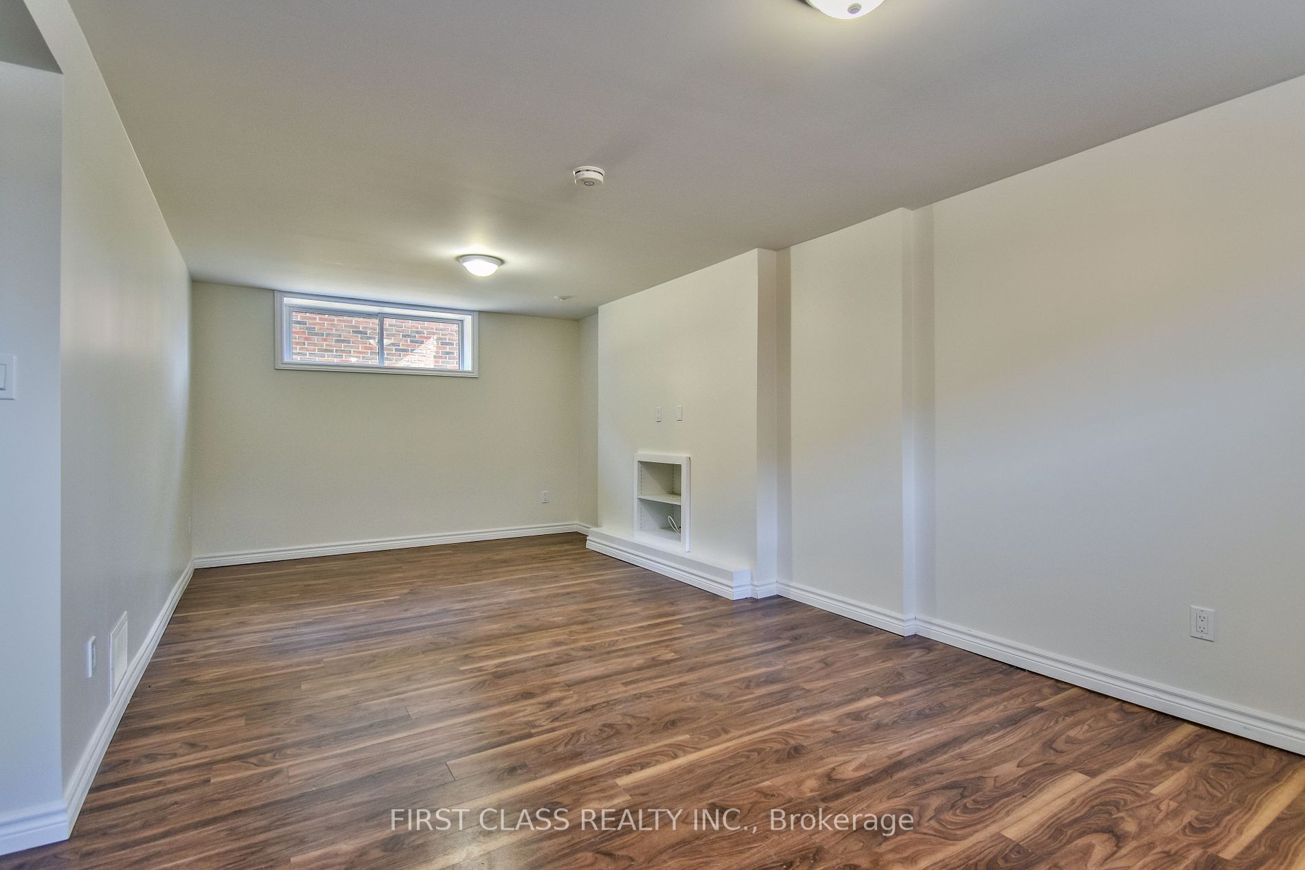 24 Fintona Ave