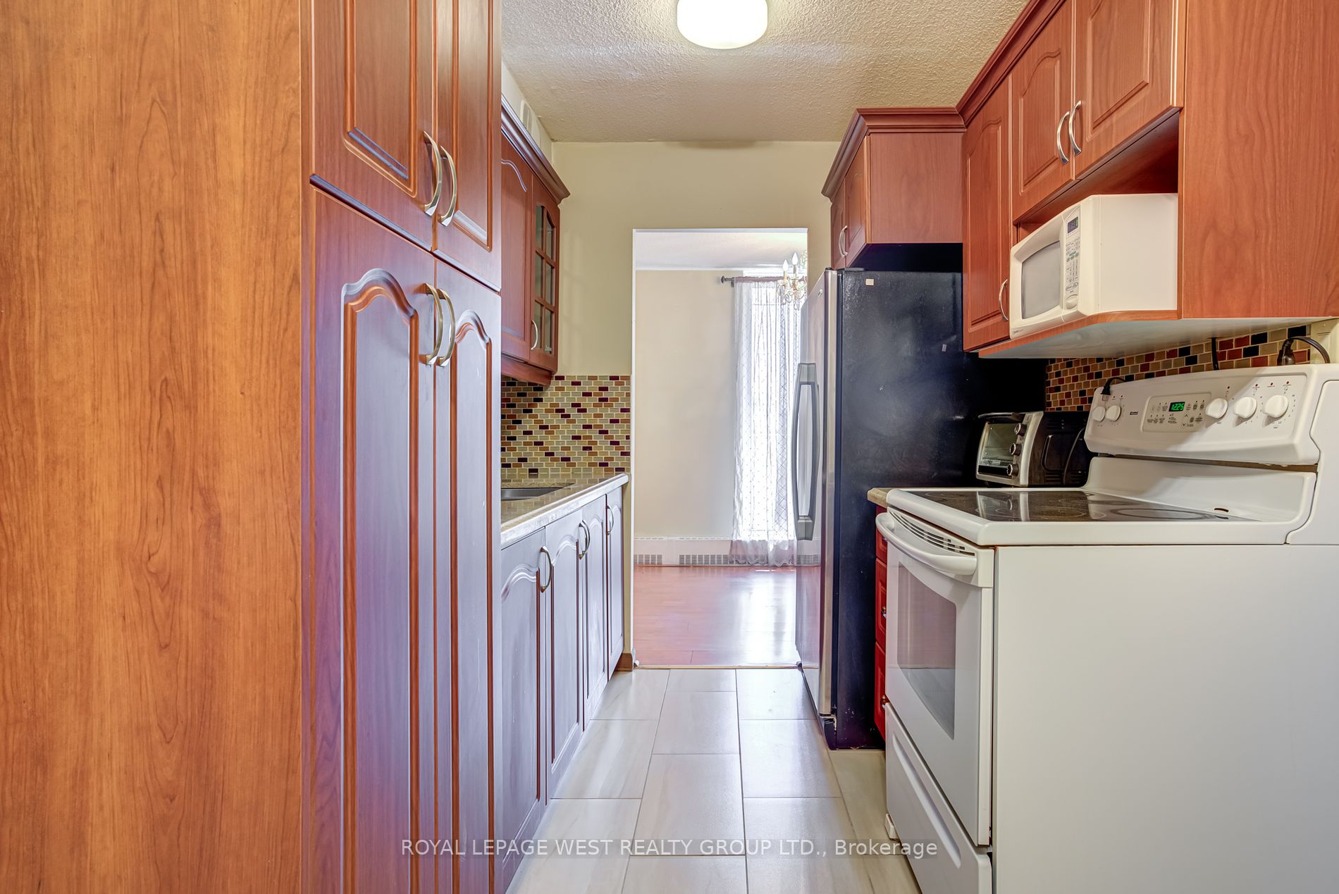 1250 Bridletowne Circ S, #211