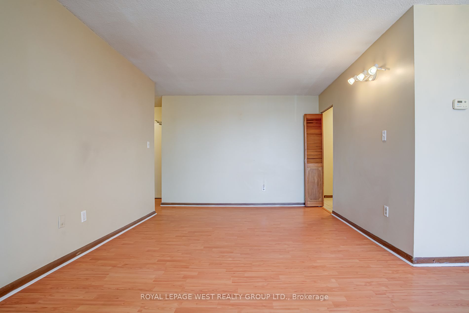 1250 Bridletowne Circ S, #211
