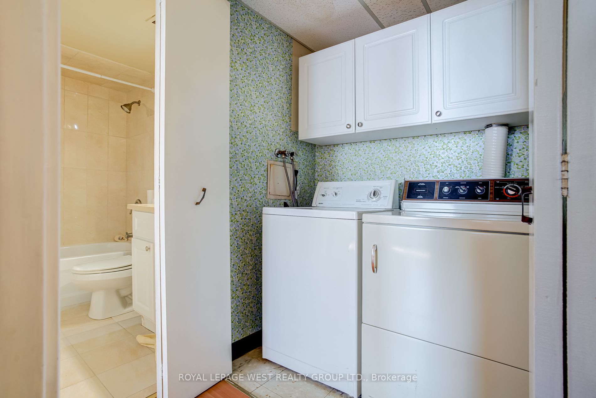 1250 Bridletowne Circ S, #211