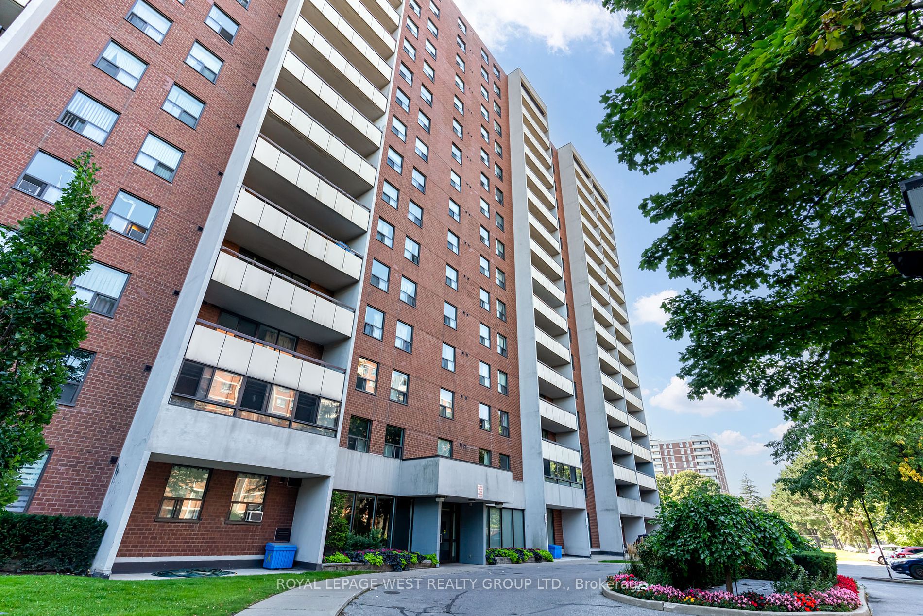 1250 Bridletowne Circ S, #211