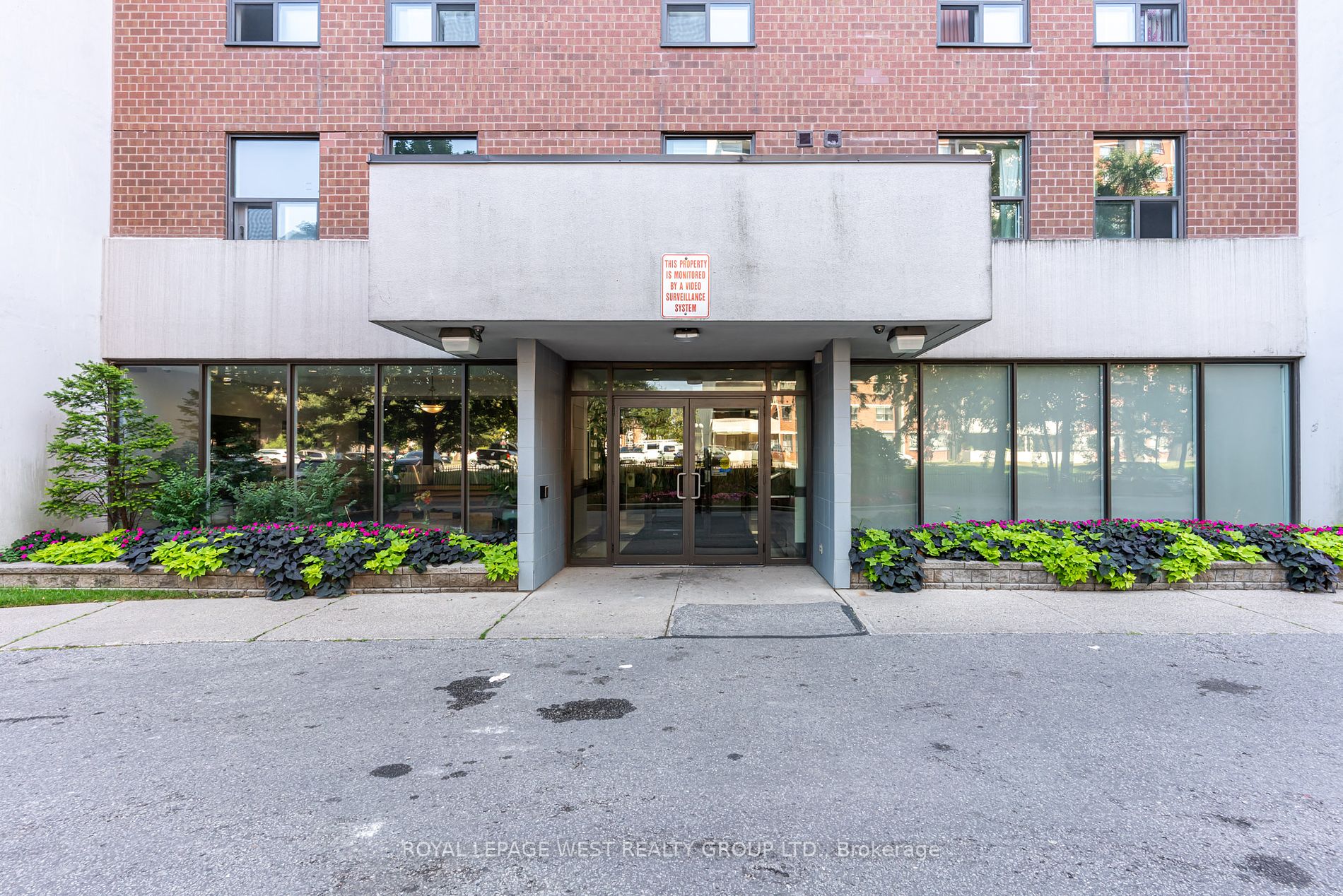 1250 Bridletowne Circ S, #211