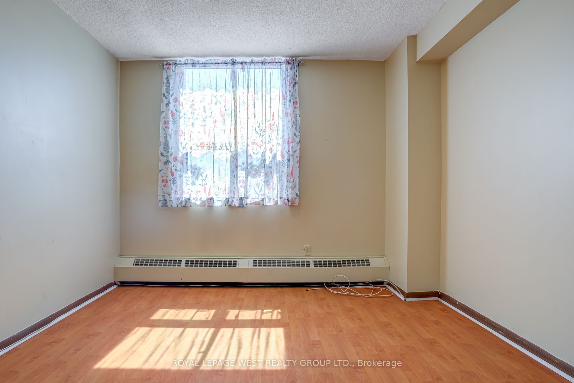 1250 Bridletowne Circ S, #211