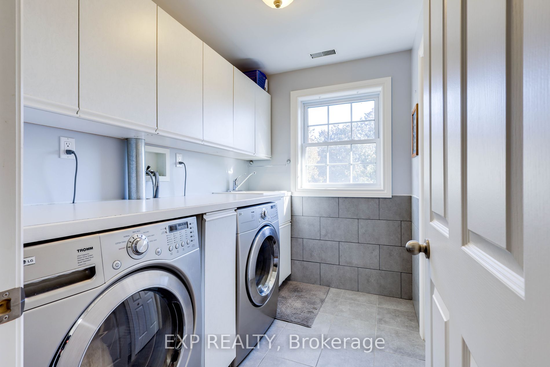 53 Georgina Dr