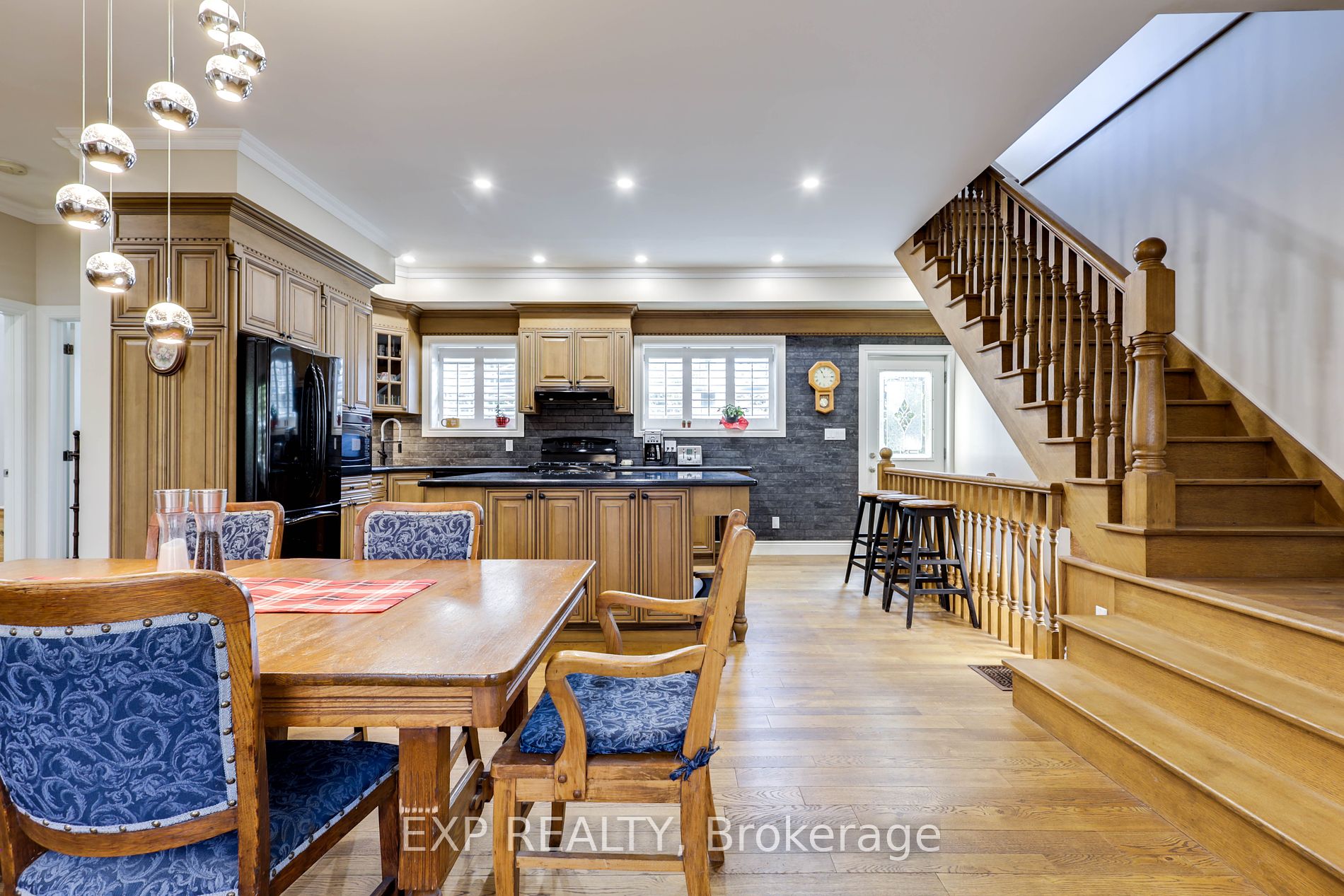53 Georgina Dr