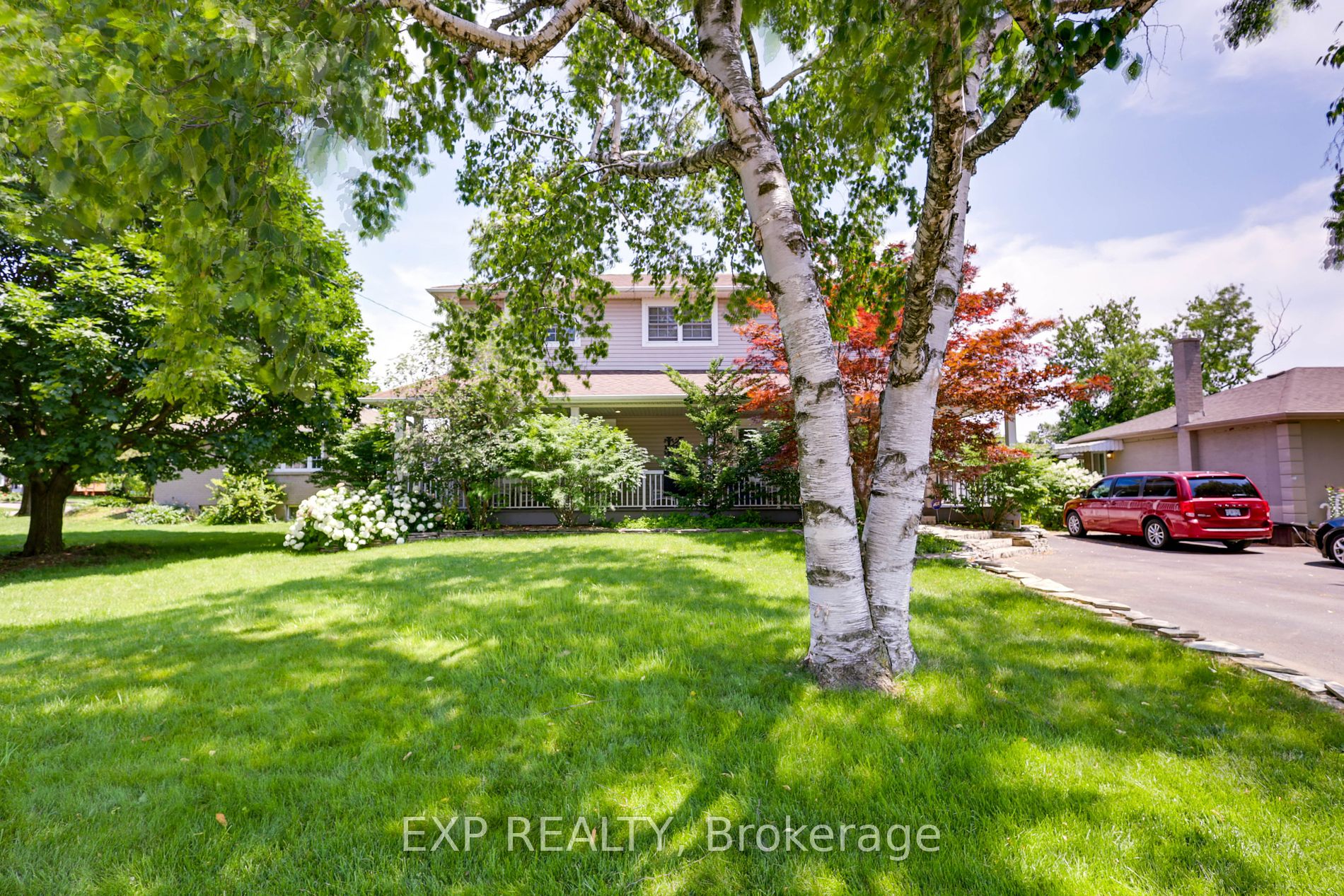 53 Georgina Dr